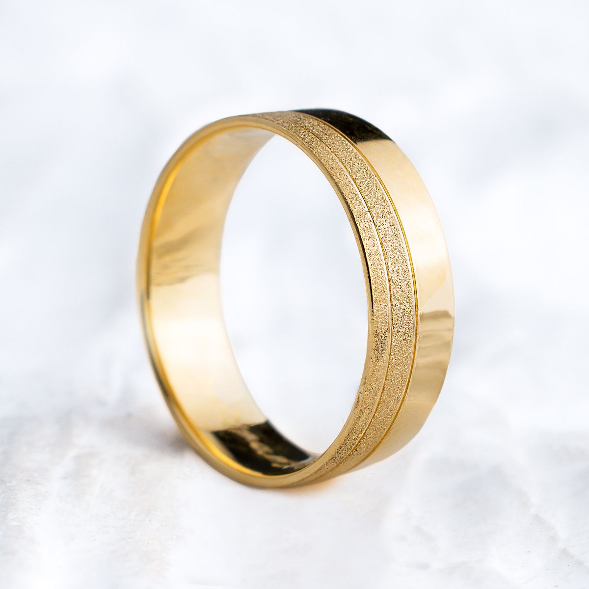 Aliança de Casamento em Ouro 6mm Friso Diamantado Jade - Unidade - Rosê & Co.