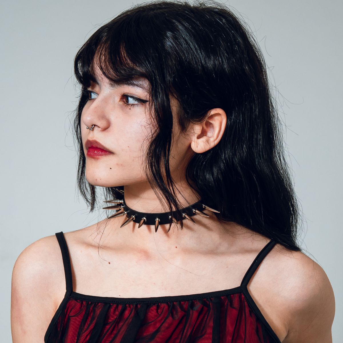 Choker Gargantilha com Spike Grandes e Médios 
