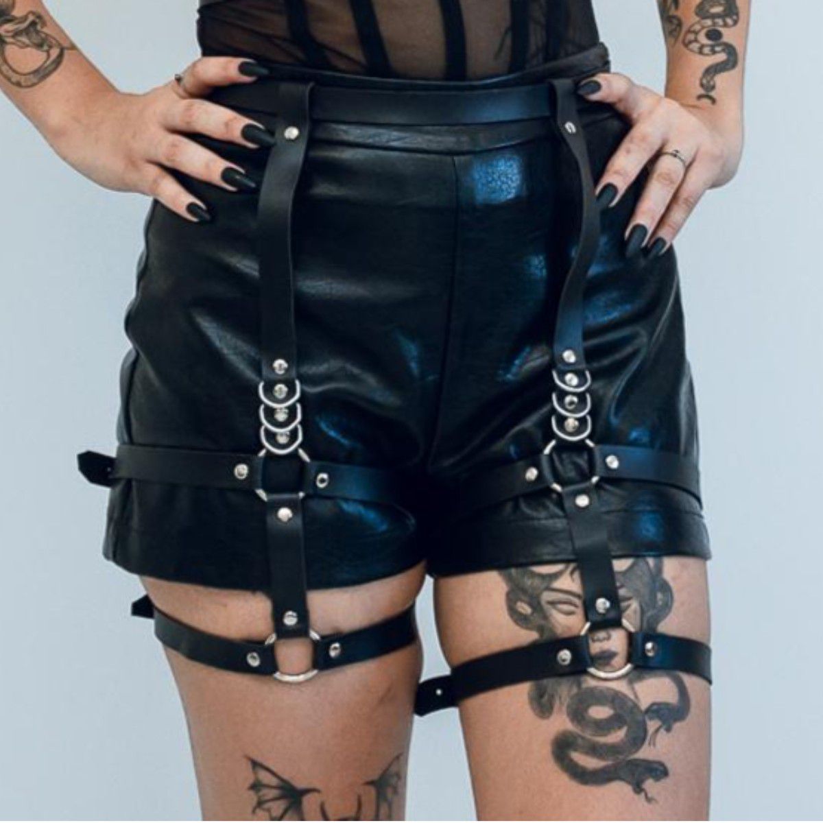 Harness de Coxa e Cintura com Duas Tiras em Cada Perna