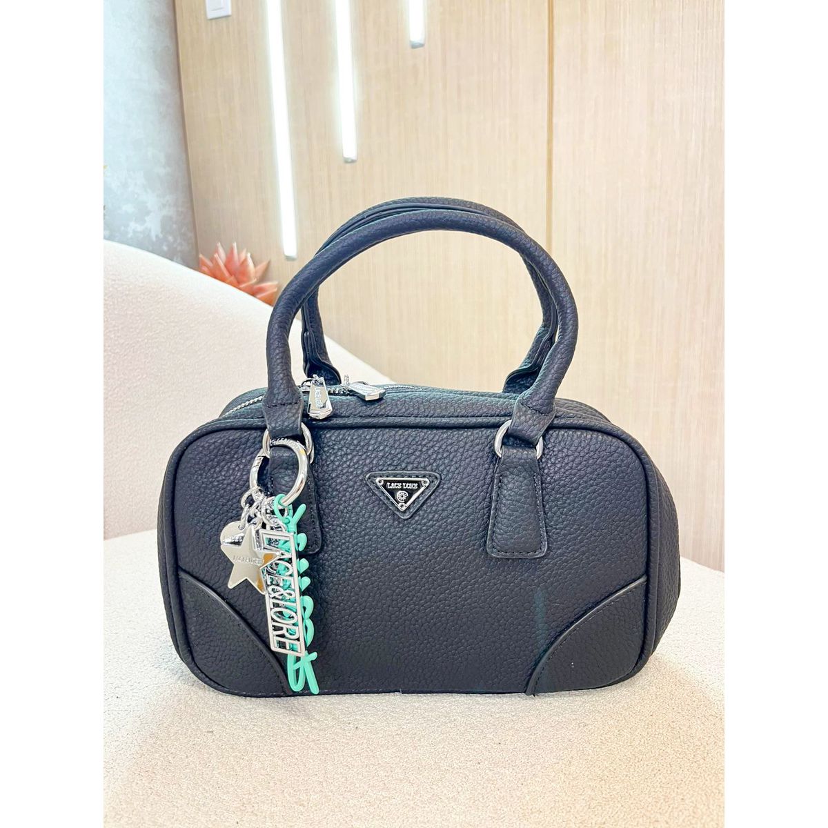 Bolsa Sandy preta - 28348 - Toque da Bella