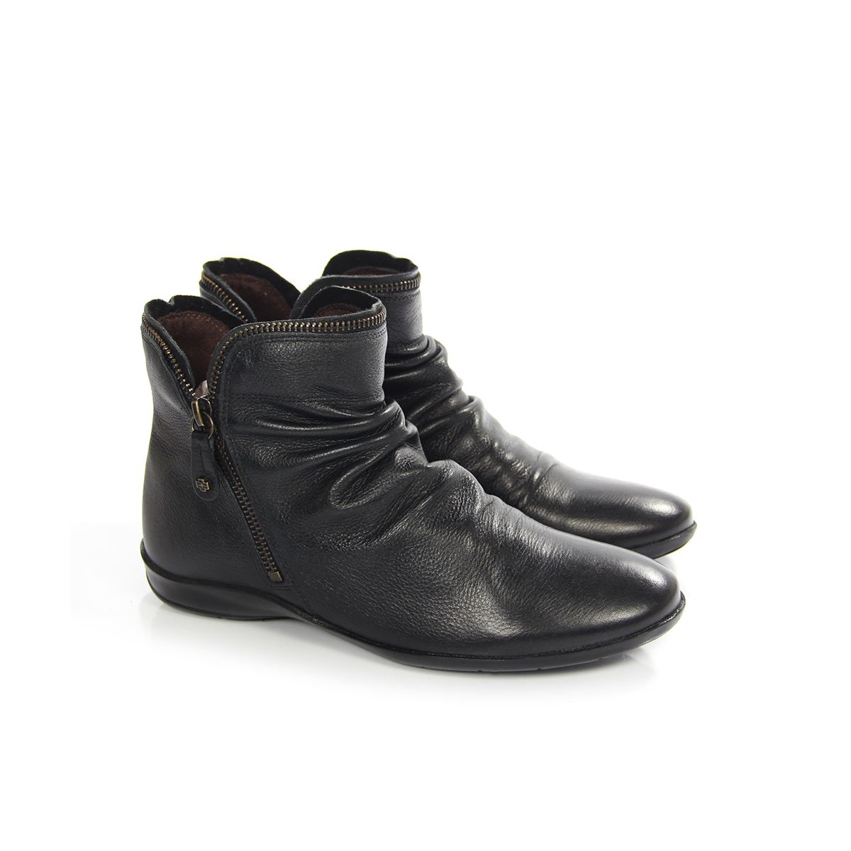 Bota Cano Baixo Em Couro Perlatto Preto - ZOCCOLETTE