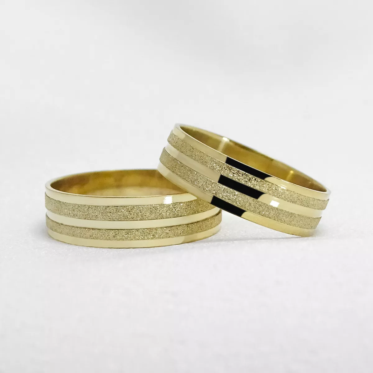 Aliança de Casamento em Ouro Maciço 5mm Reta Diama... - PIPPER JOIAS