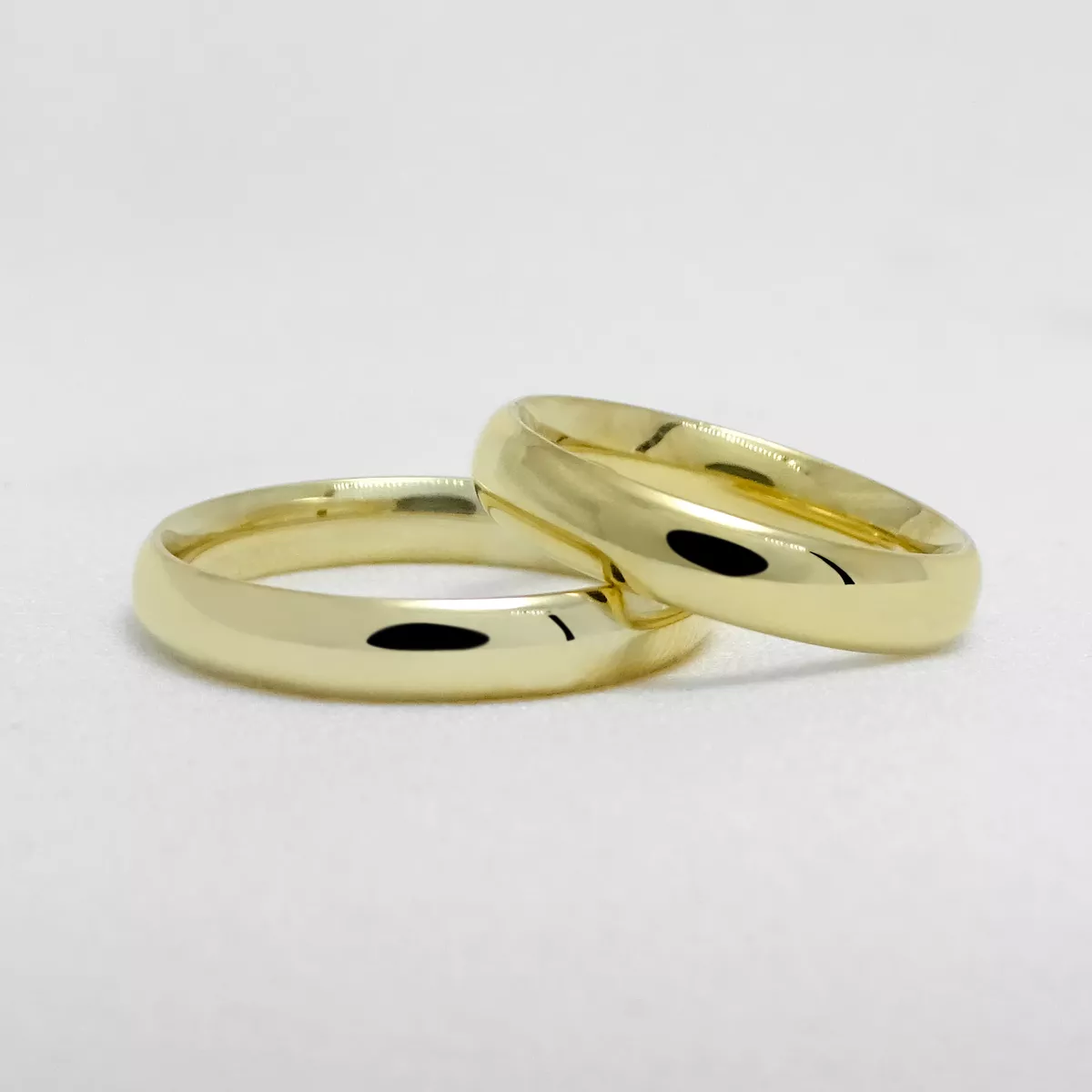 Aliança de Casamento em Ouro Maciço 4mm Abaulada R... - PIPPER JOIAS