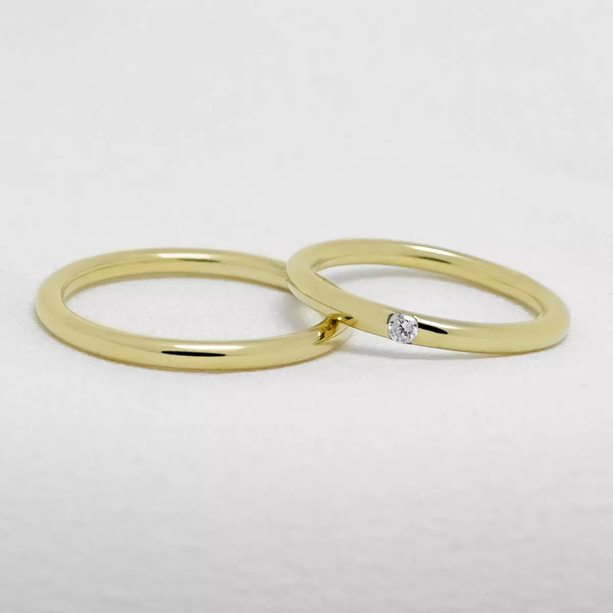Aliança de Casamento em Ouro Maciço 2mm Abaulada S... - PIPPER JOIAS