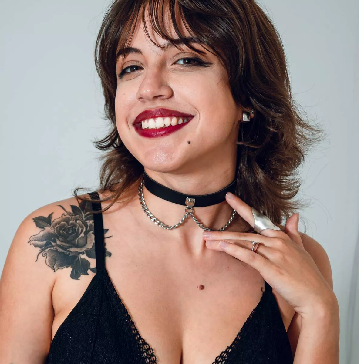 Choker Gargantilha com Correntes Prateadas