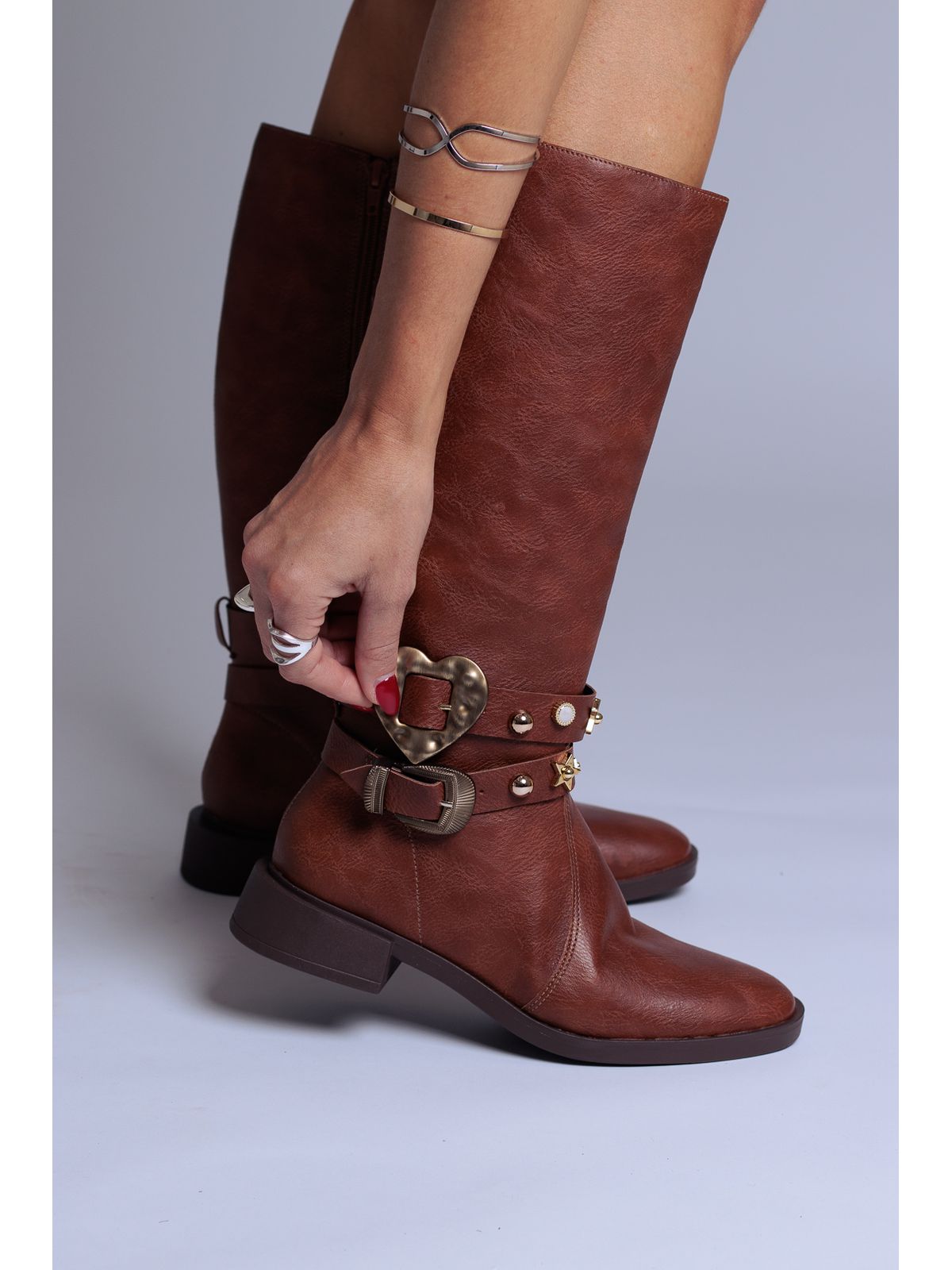 Bota Naomi Marrom - AMAVIE SAPATOS