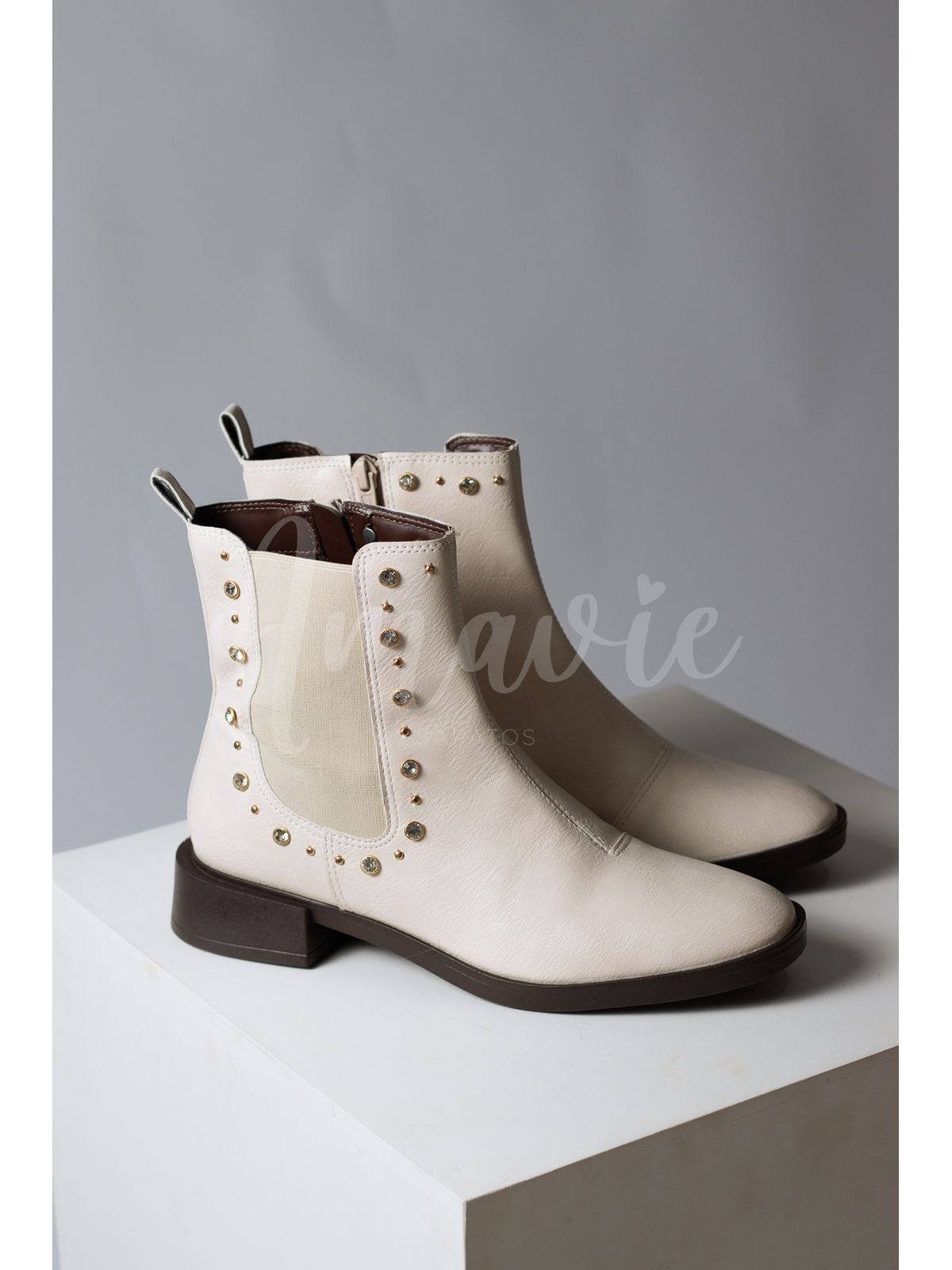 Coturno Chelsea Ayla Off White - AMAVIE SAPATOS