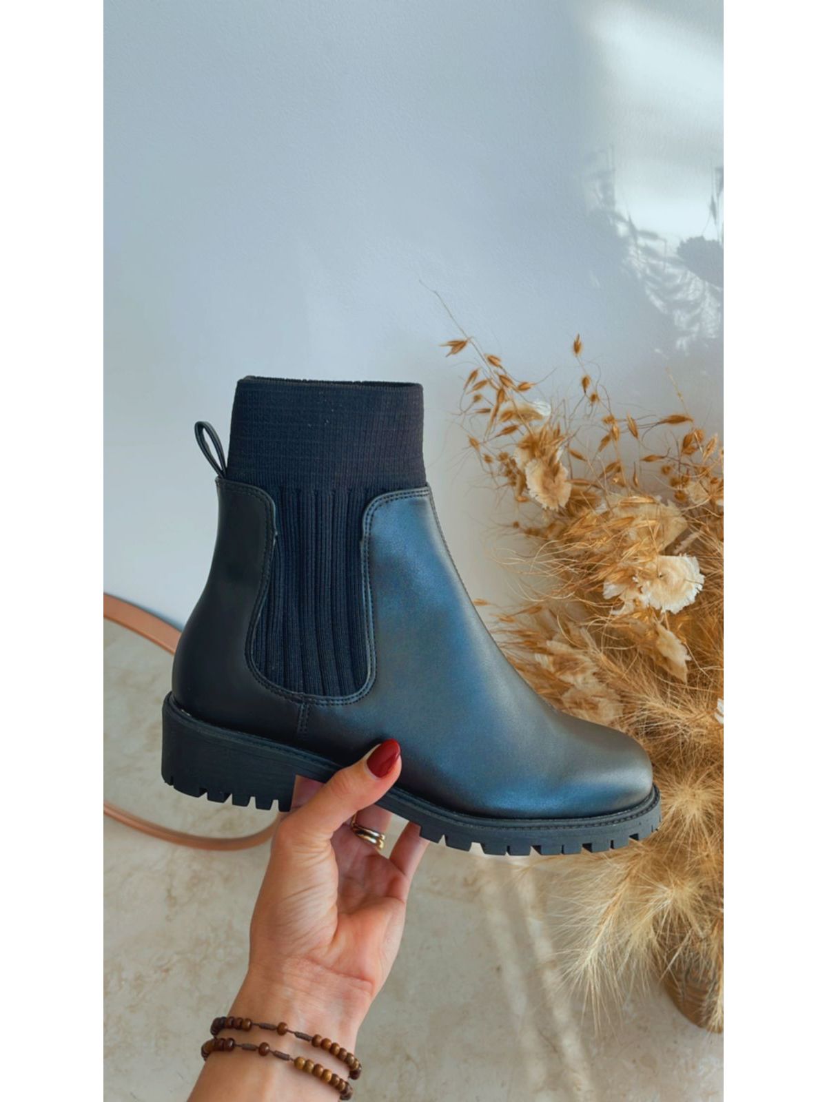 Coturno Chelsea Lindsey Preto - AMAVIE SAPATOS