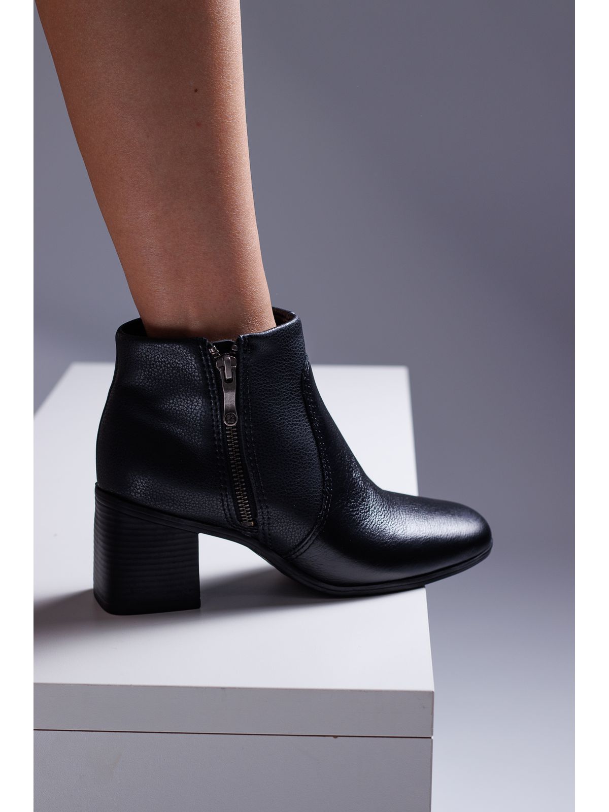 Bota Natalie Preta - AMAVIE SAPATOS