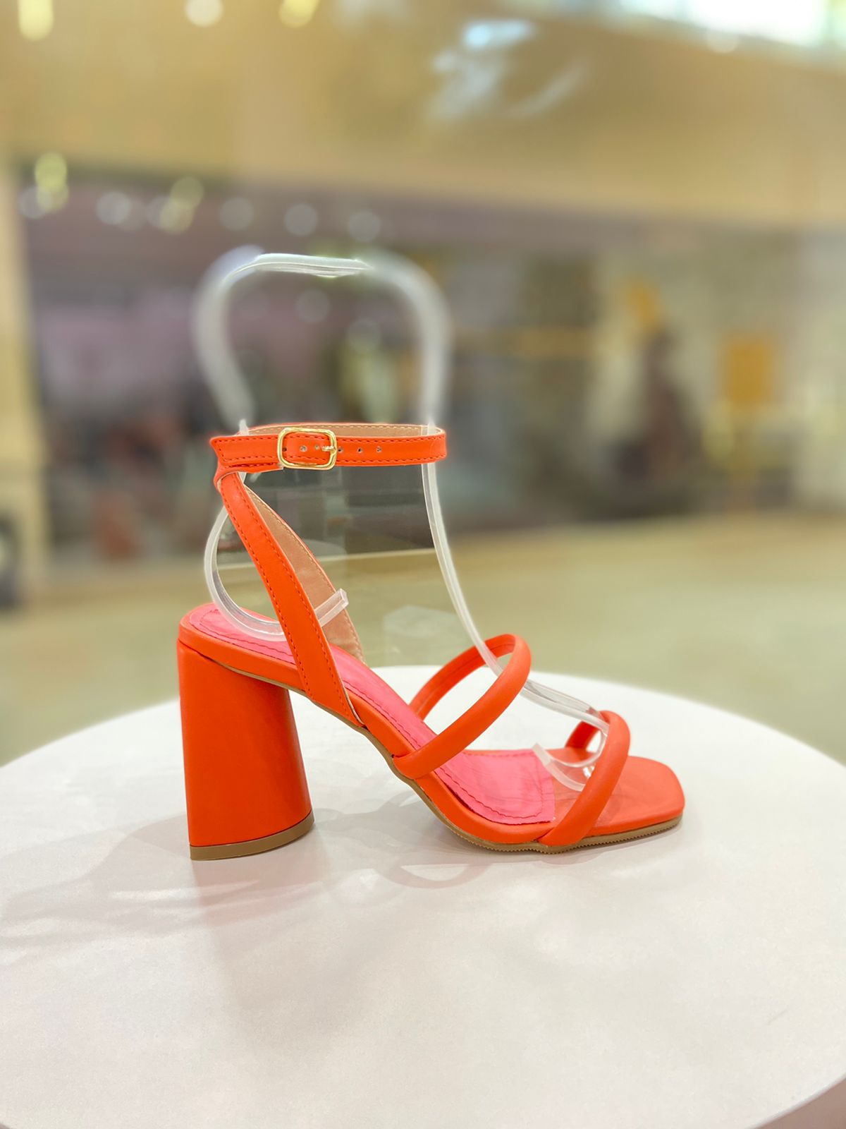 Sandália Suécia Alaranjada - AMAVIE SAPATOS