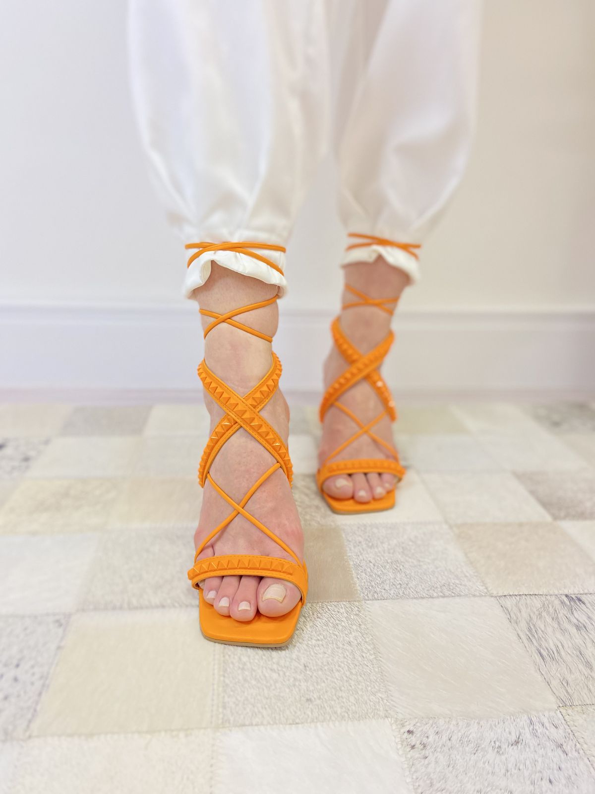 Sandália Laureen Alaranjada - AMAVIE SAPATOS