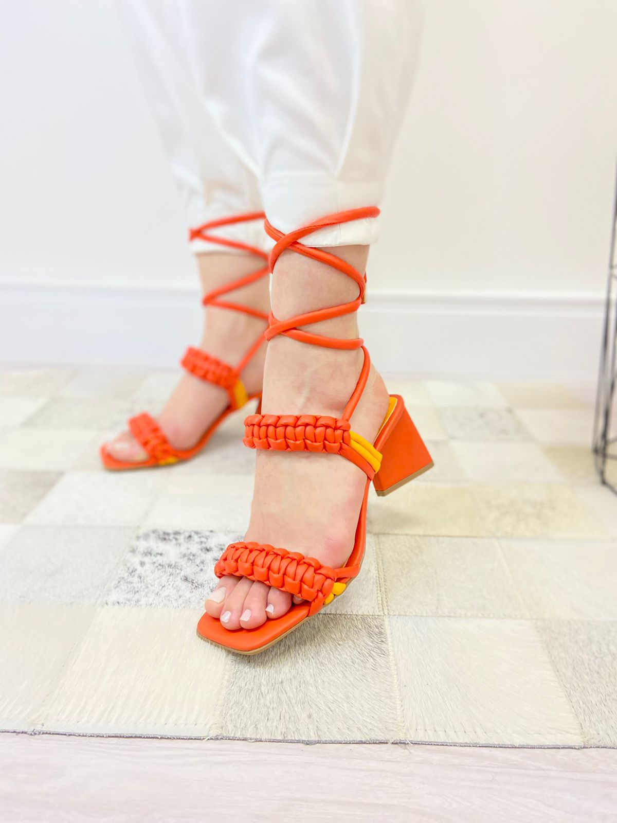 Sandália Alina Alaranjada - AMAVIE SAPATOS