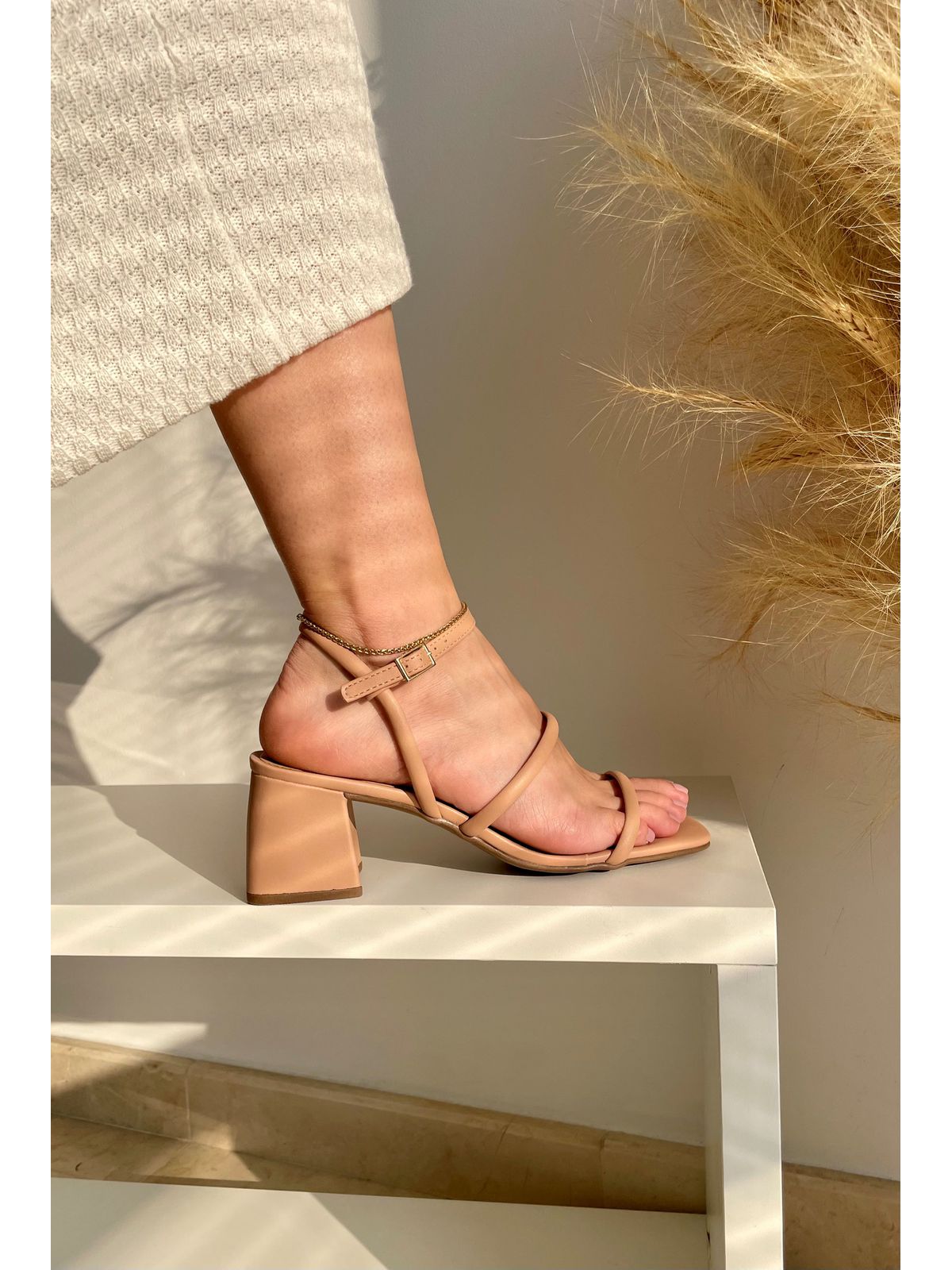 Sandália Aura Nude - AMAVIE SAPATOS