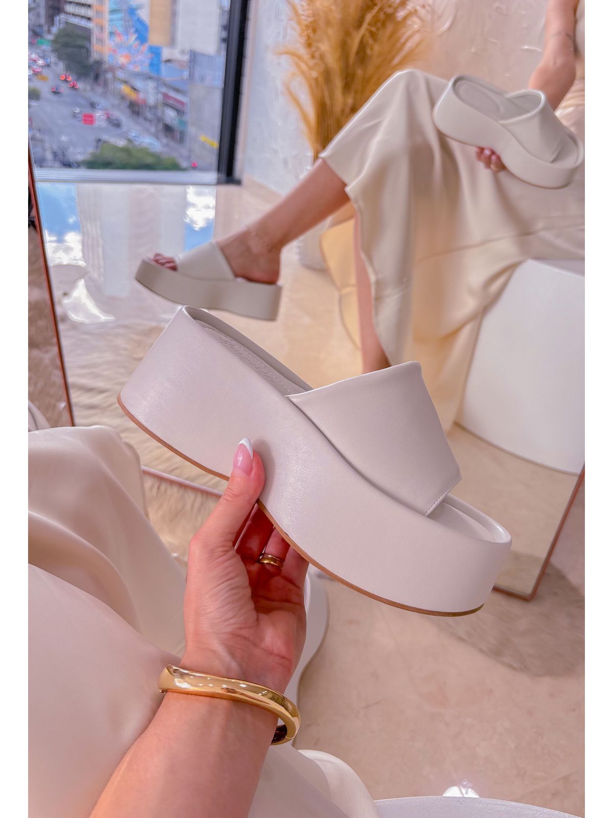 Flat Betânia Off White - AMAVIE SAPATOS