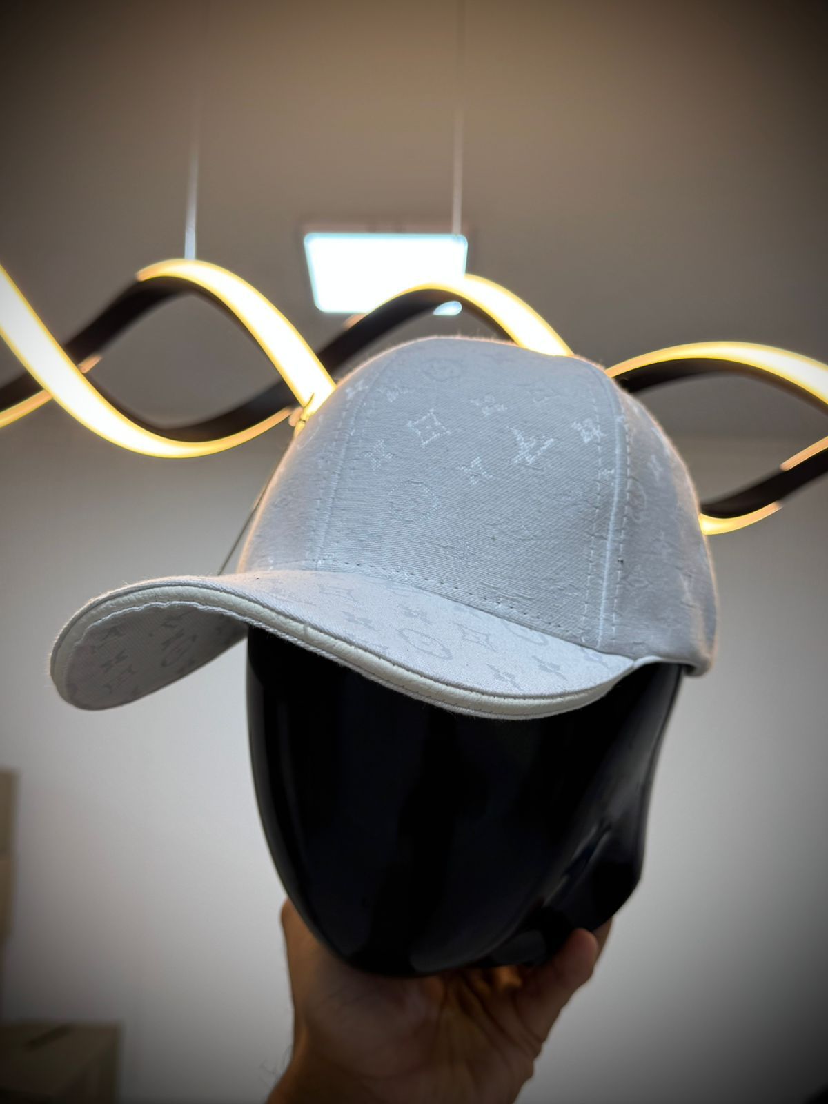 Boné Lv - Branco - 03132 - Conceito 62