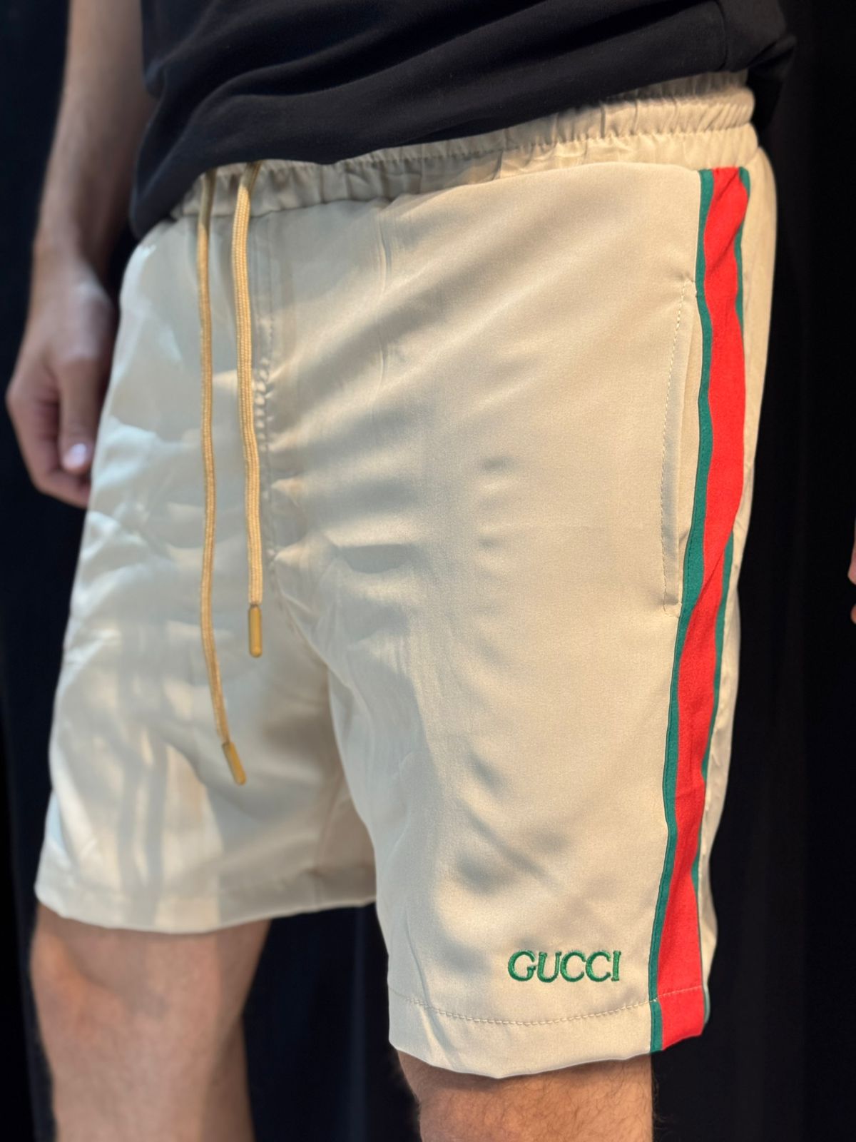 Short Griffe Gucc - Bege - 02603 - Conceito 62