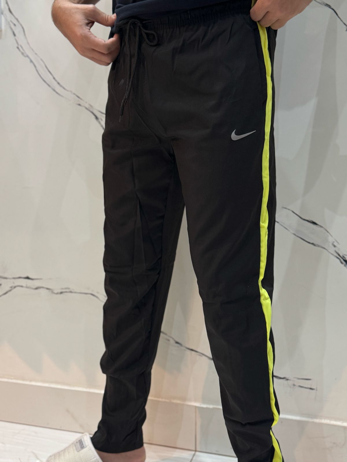 Calça Dry Fit Nike - Preto/Verde - 01901 - Conceito 62