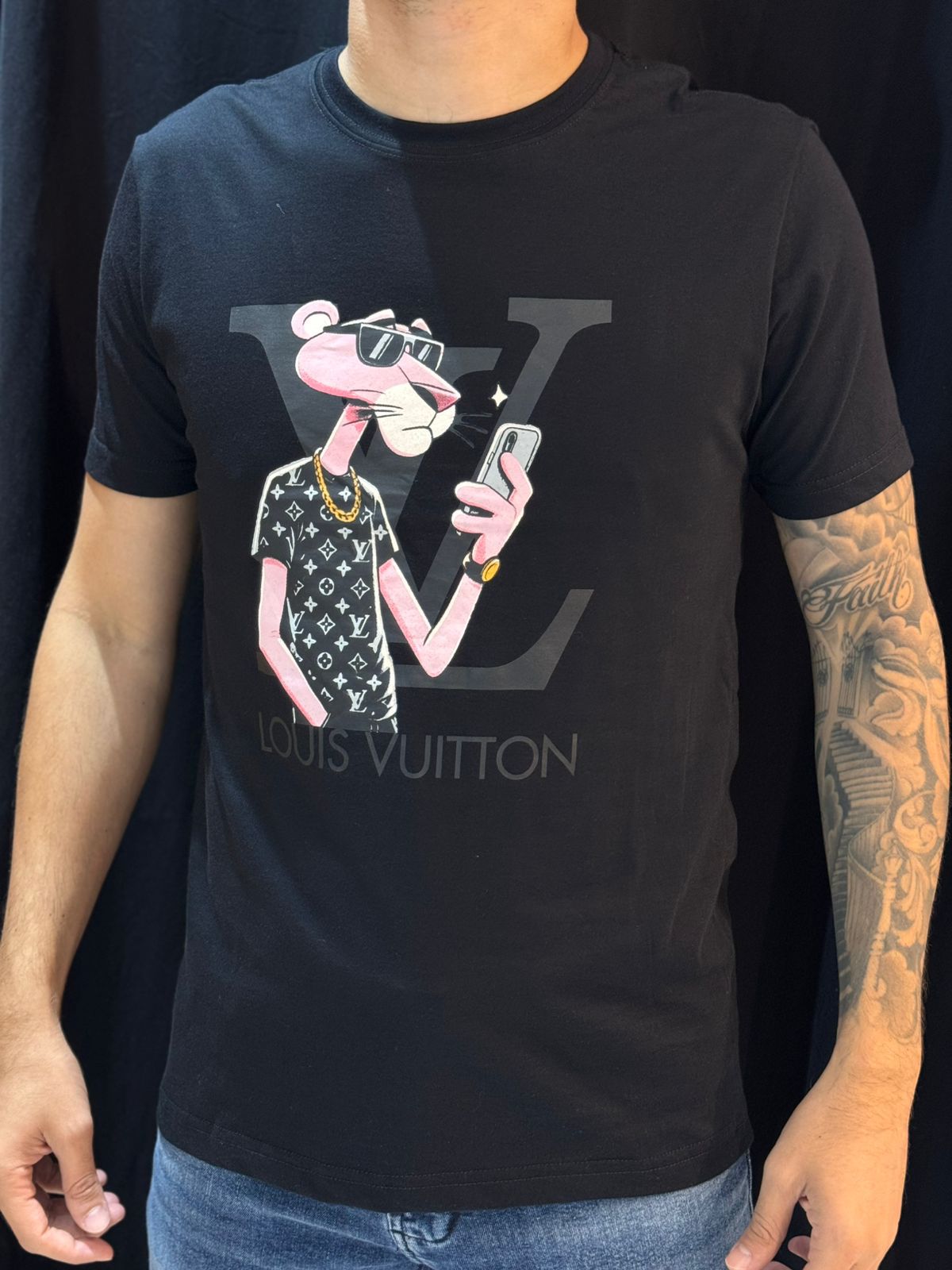 Camiseta Premium Lv - Preto - 04110 - Conceito 62