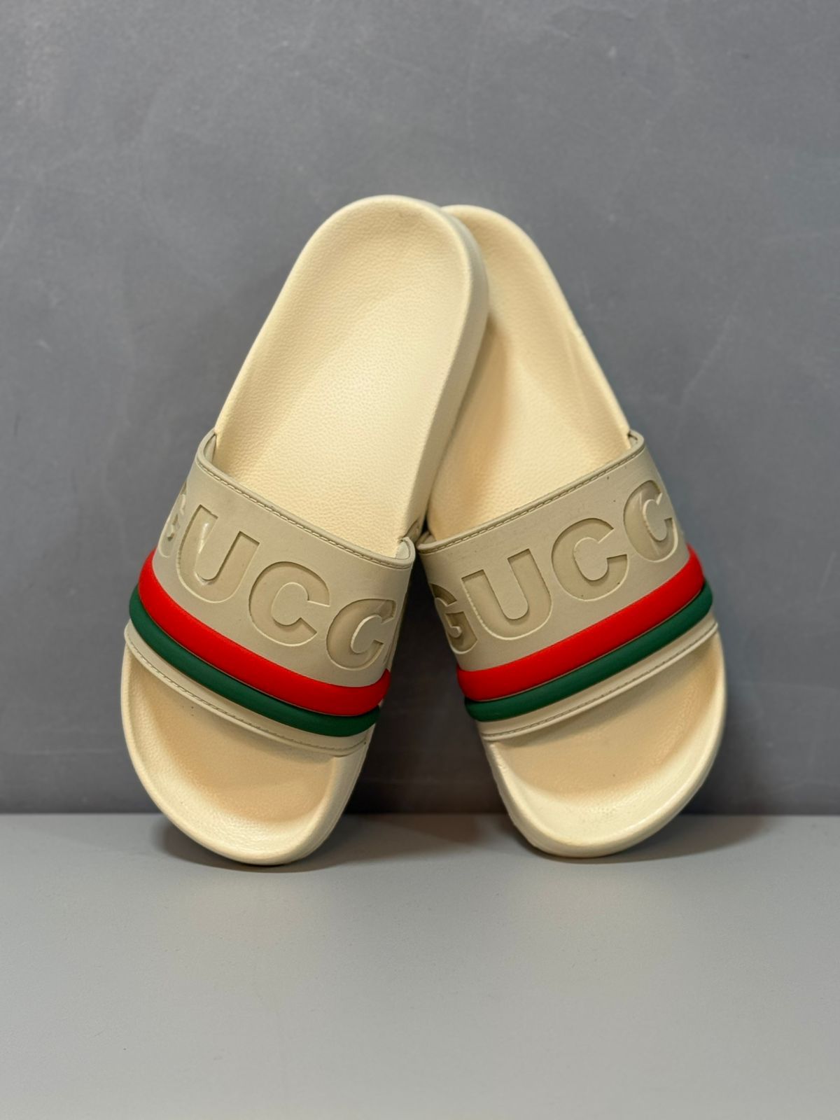Chinelo Slide Gucci - Bege - 04215 - Conceito 62