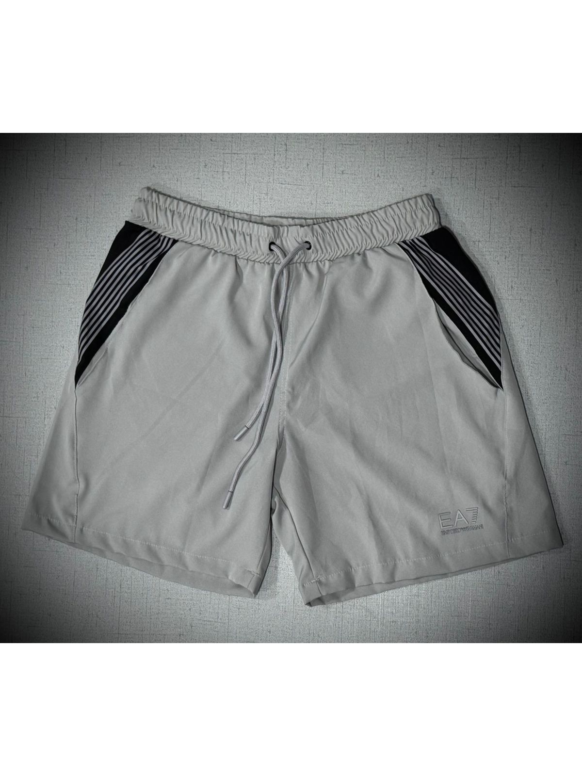 Short Griffe EA7 - Cinza - 04430 - Conceito 62
