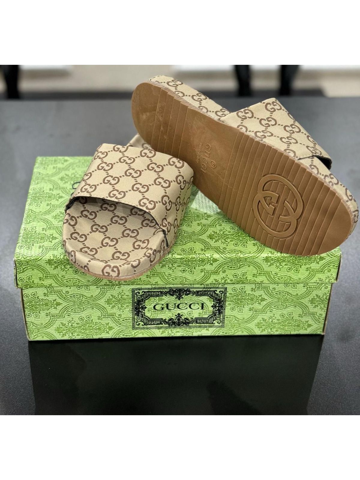 Chinelo Slide Gucci Bege - 00482 - Conceito 62