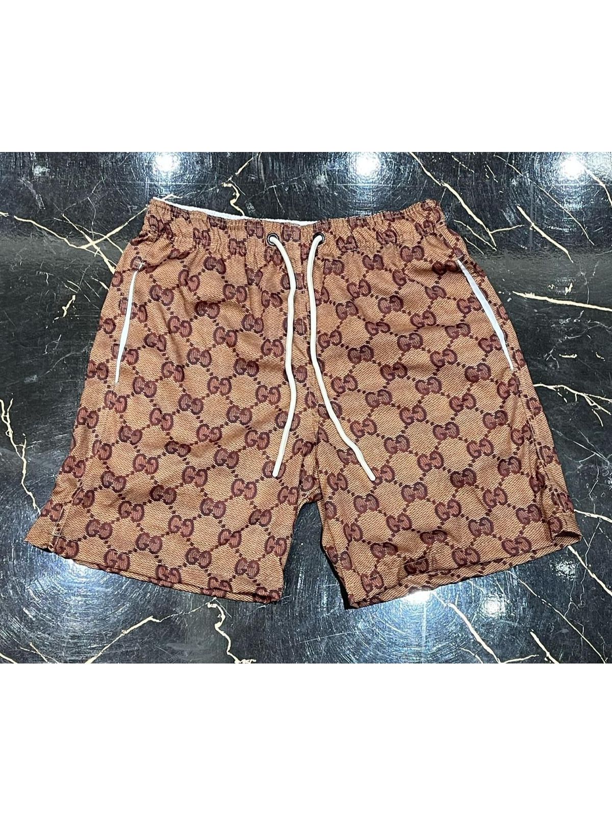 Short Premium Gucci Bege Escuro - 00523 - Conceito 62