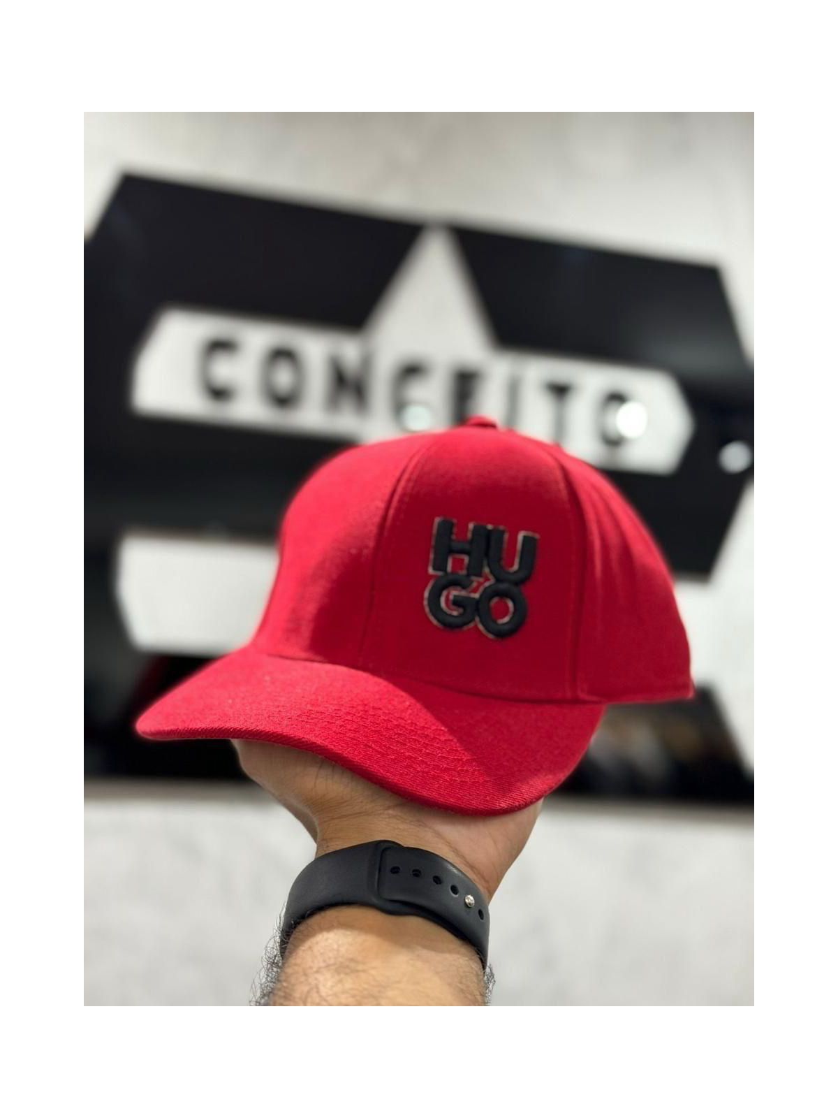 Boné Hugo Vermelho - 00842 - Conceito 62