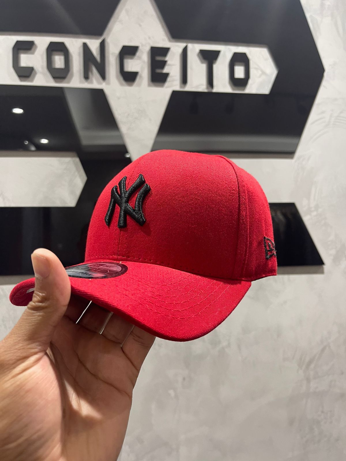 Boné New Era Vermelho - 00861 - Conceito 62