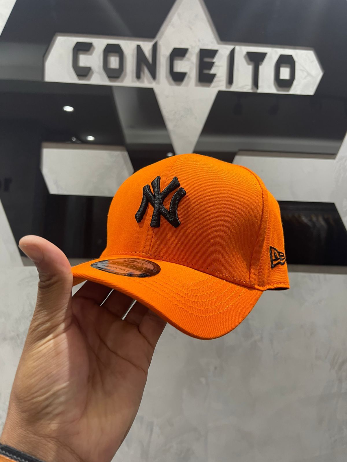 Boné New Era Laranjado - 00862 - Conceito 62