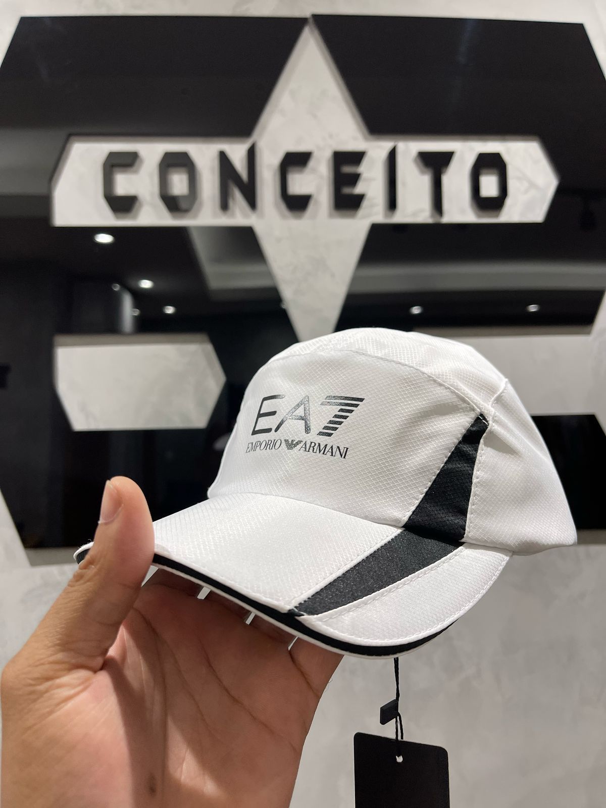 Boné Ea7 - Branco/Preto - 01820 - Conceito 62