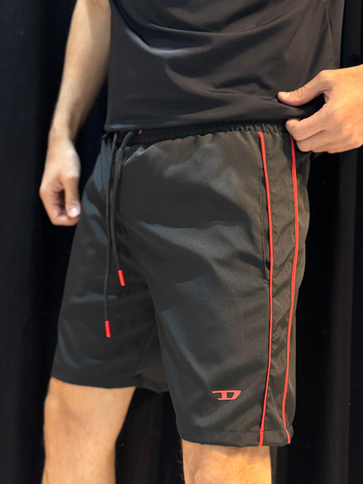 Short Griffe DSL - Preto/Vermelho - 02465 - Conceito 62