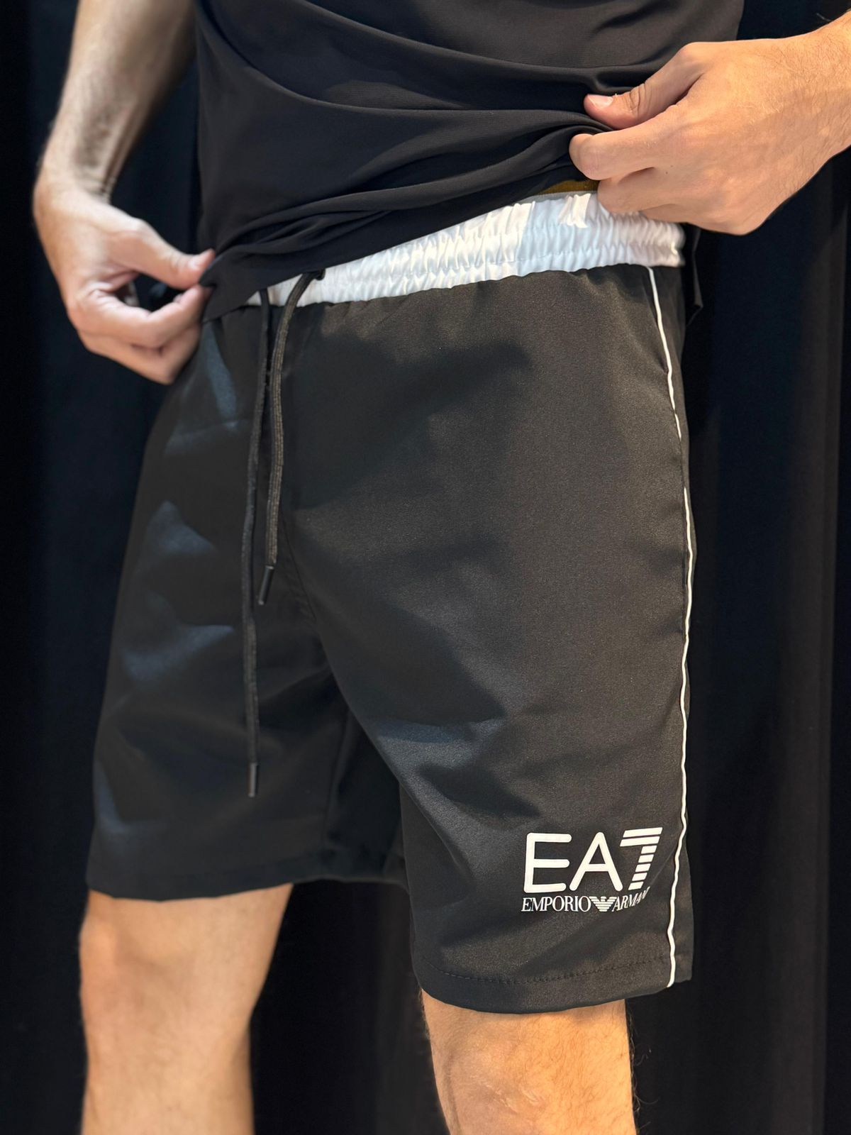 Short Griffe EA7 - Preto - 02624 - Conceito 62