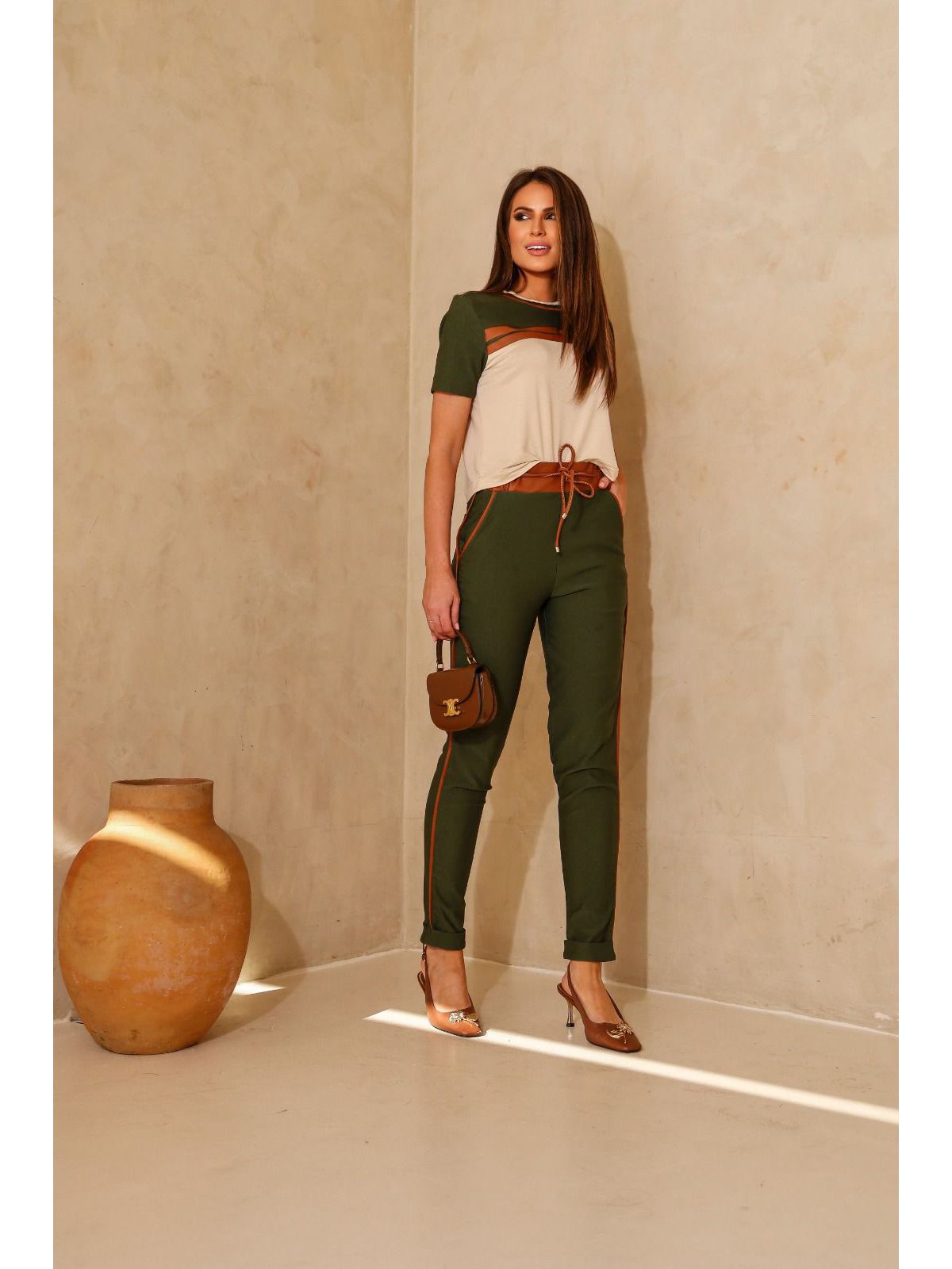 TSHIRT EM RIB - MILITAR - Espasso Bela | Moda Feminina