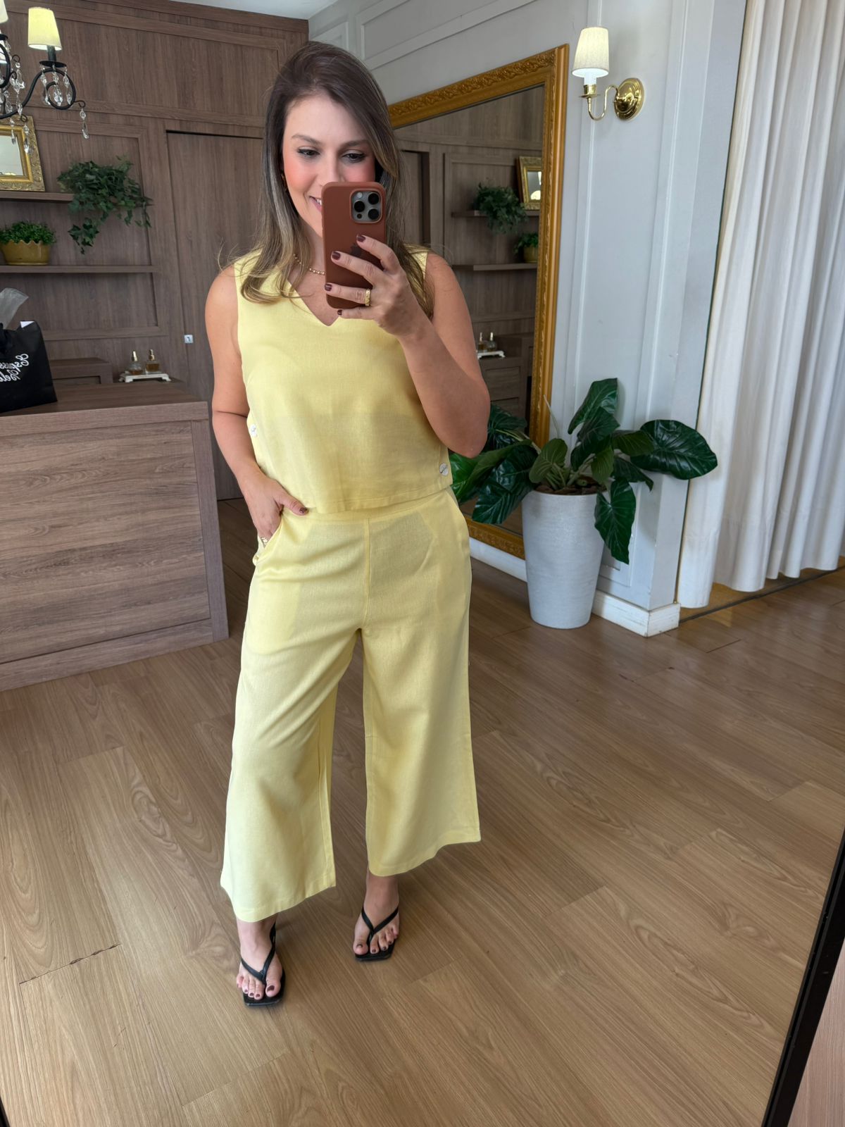 CONJUNTO EM LINHO - PANTACOURT E REGATA - AMARELO ... - Espasso Bela | Moda Feminina
