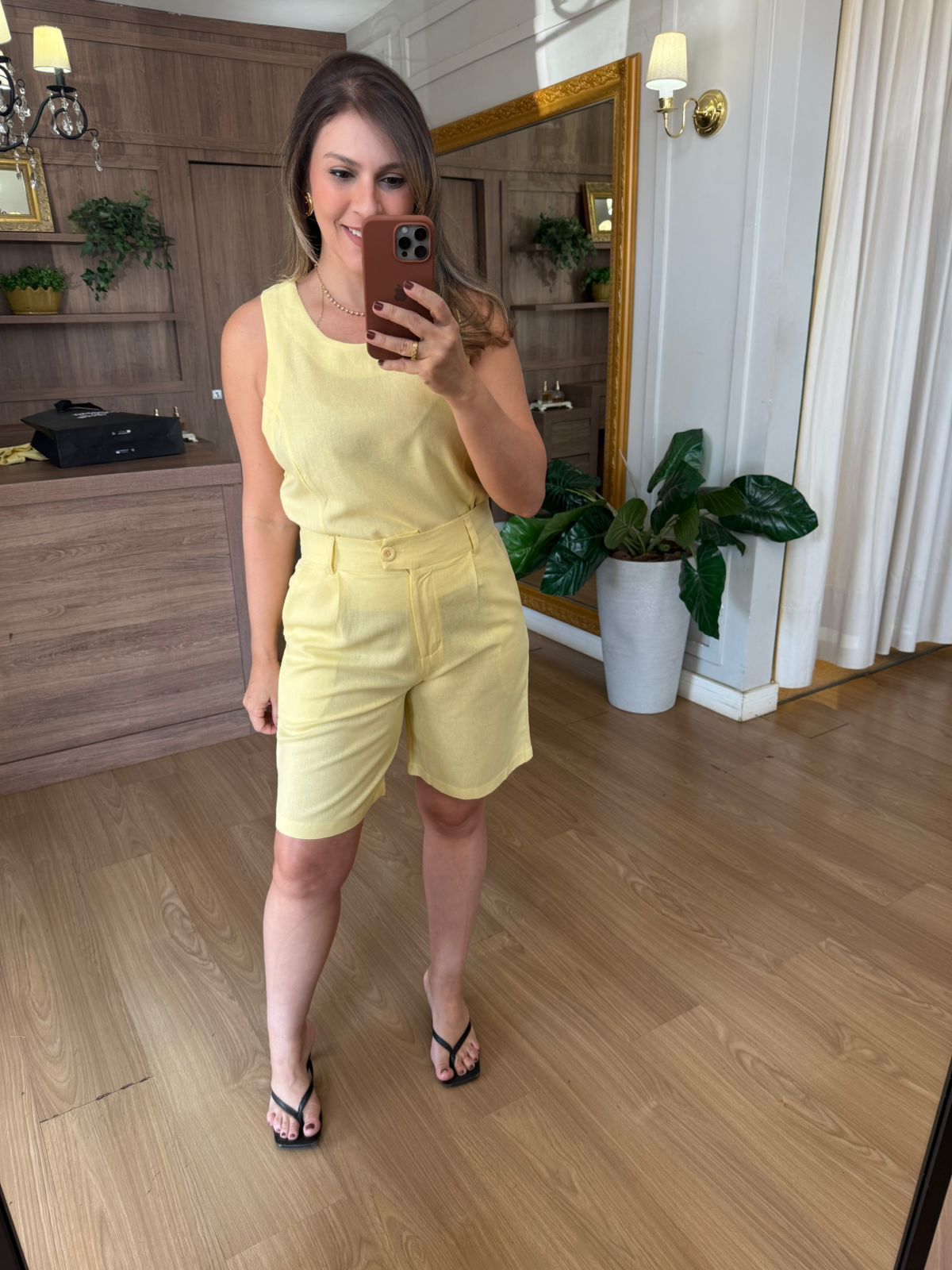 CONJUNTO EM LINHO - BERMUDA E REGATA - AMARELO MAN... - Espasso Bela | Moda Feminina