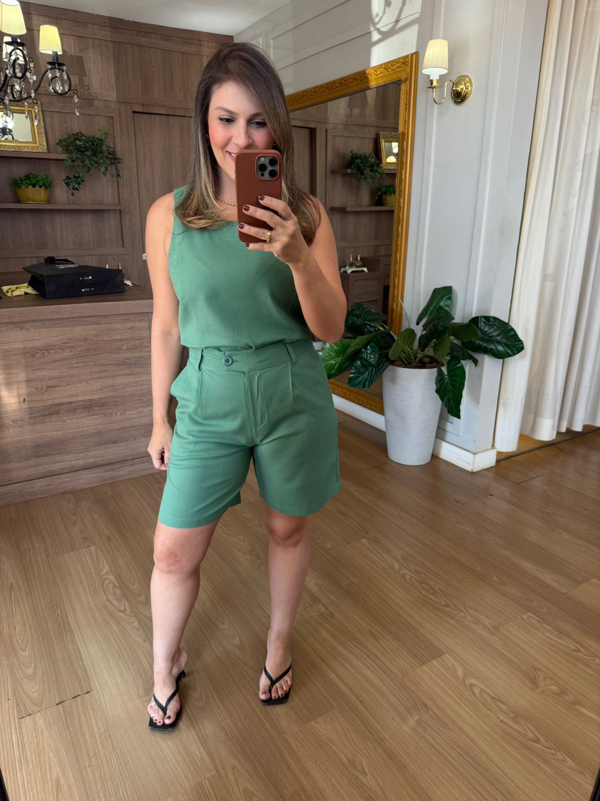 CONJUNTO EM LINHO - BERMUDA E REGATA - VERDE BANDE... - Espasso Bela | Moda Feminina