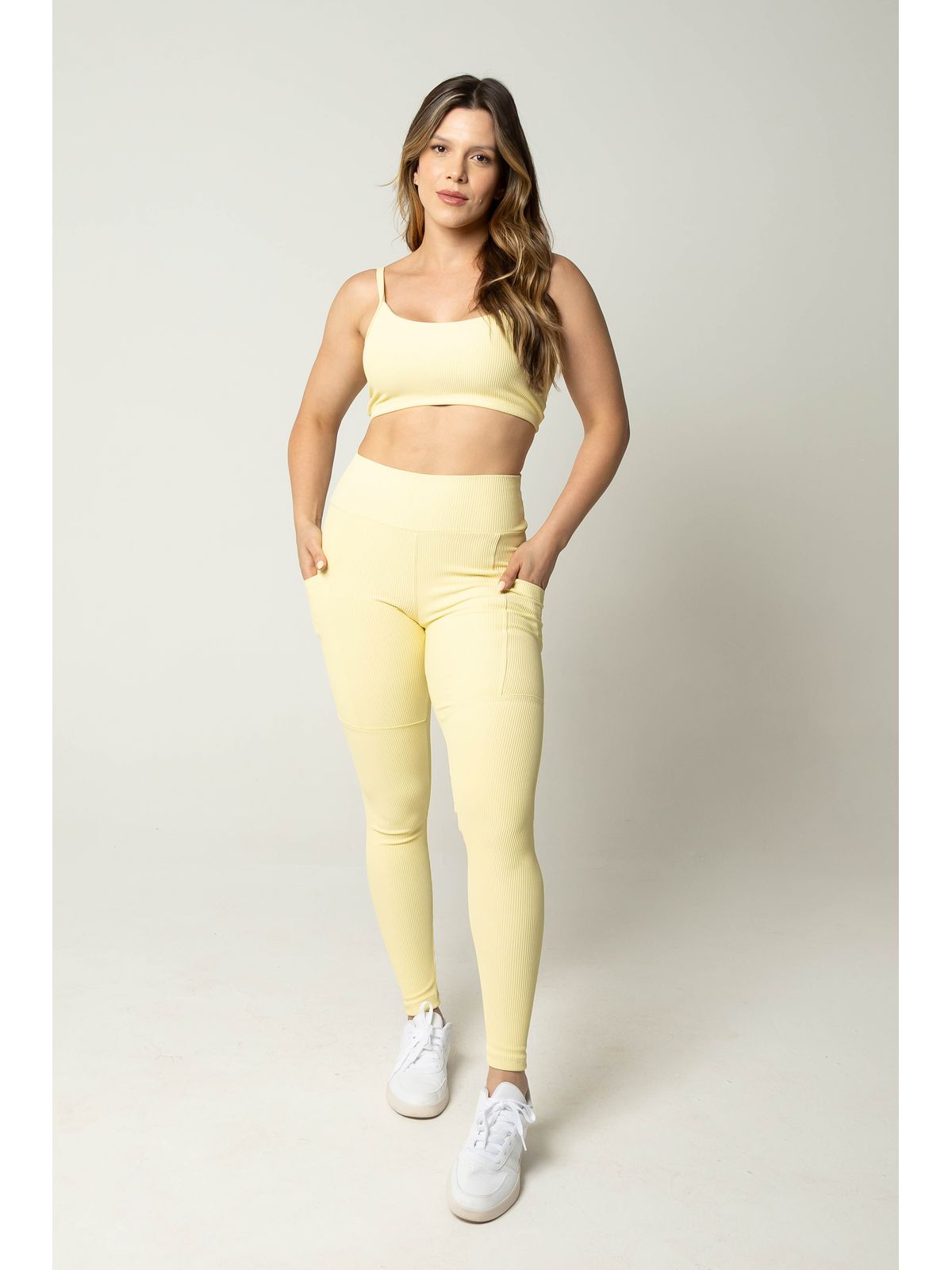 Calça Fitness Canelada Anamadu Amarelo