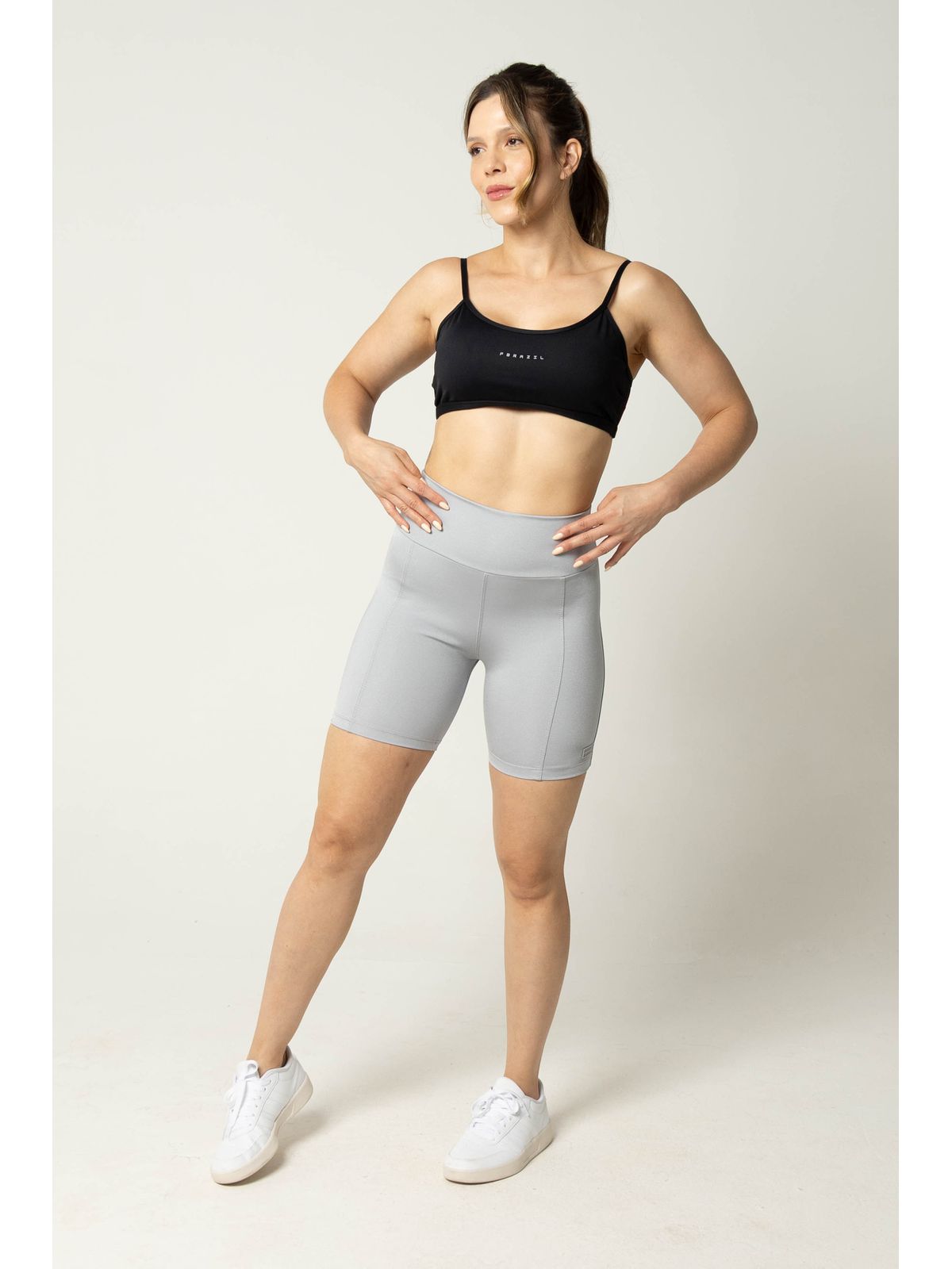 Short Fitness Alice com Recorte Nevoa