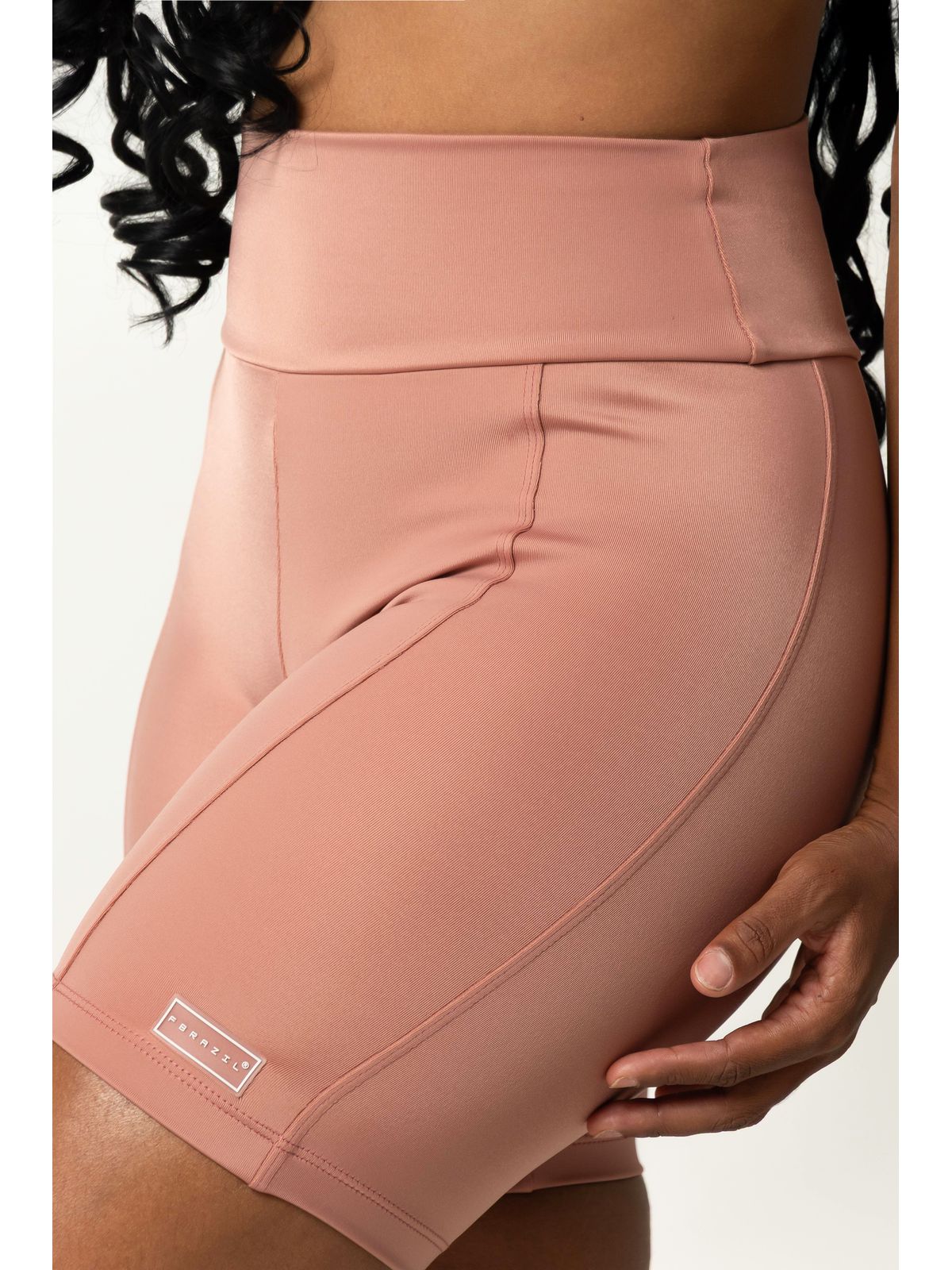 Short Fitness Cloe com Recorte Rosê