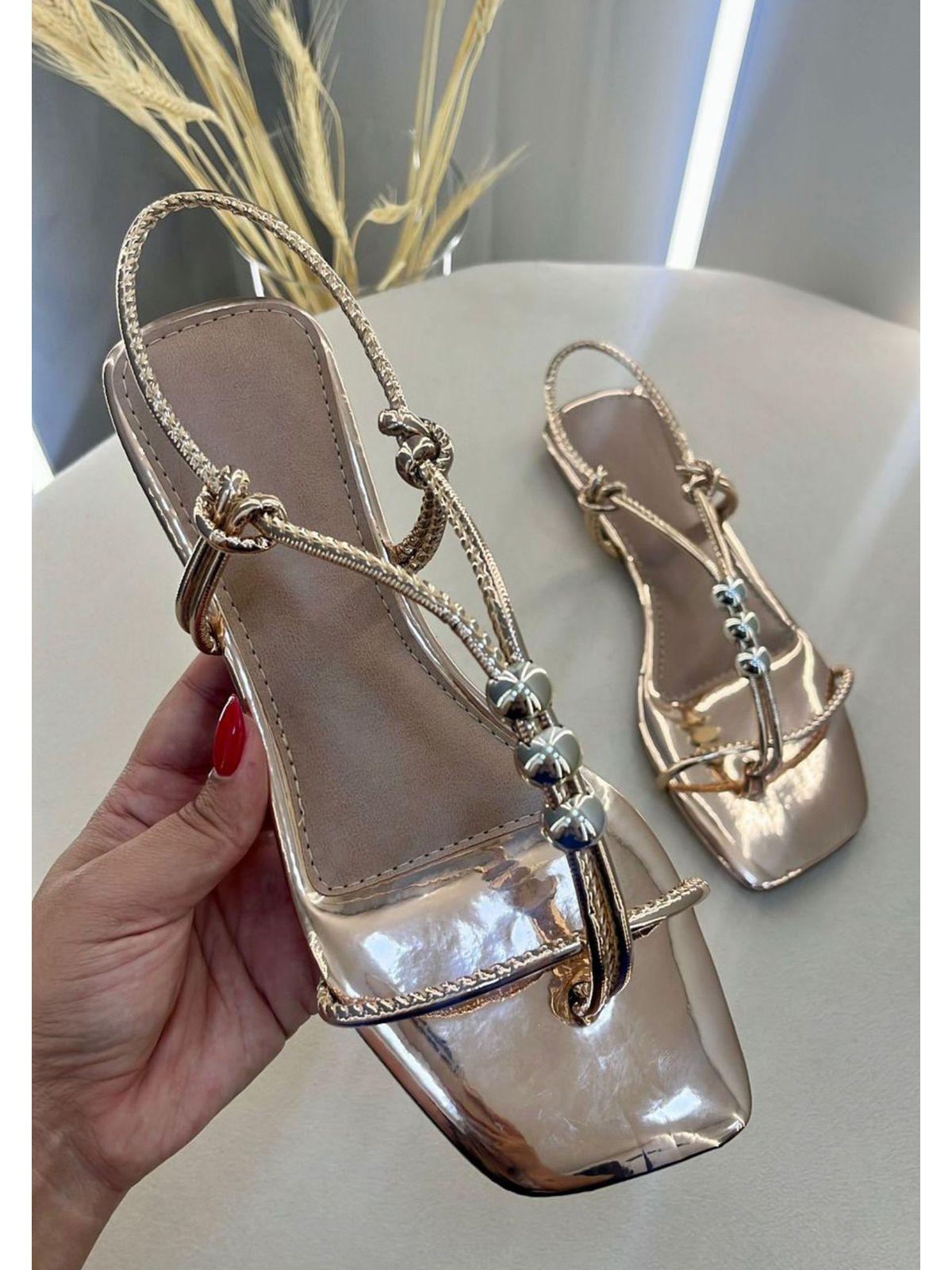 Sandália Rasteira Lisboa Rose 