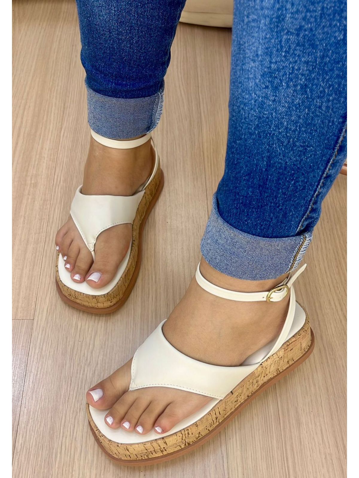 Flat Gaby Off-White