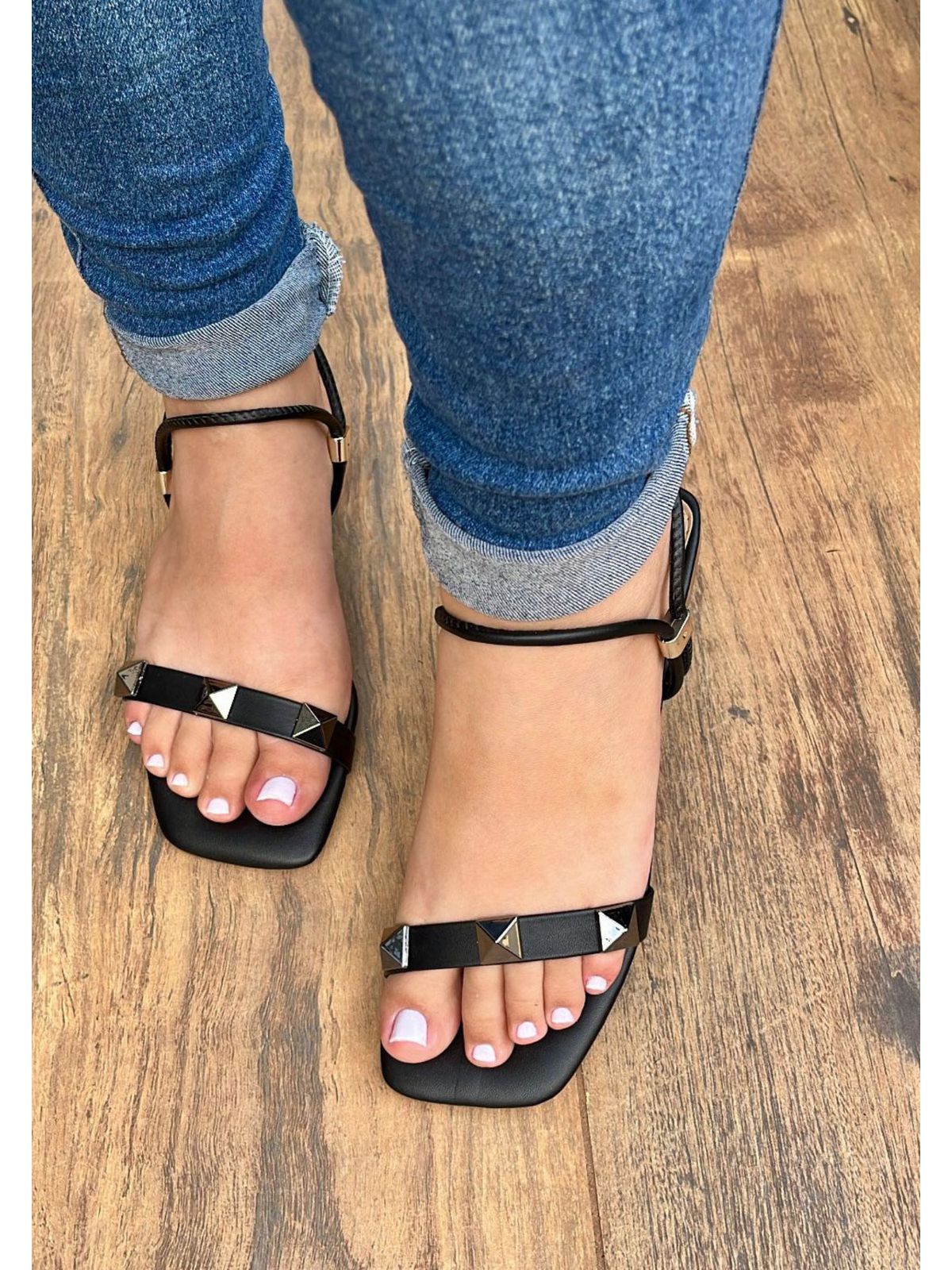 Sandália Rasteira Paola Preta