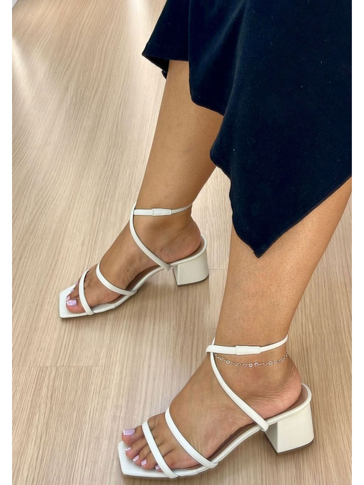 Sandália Pérola off white 