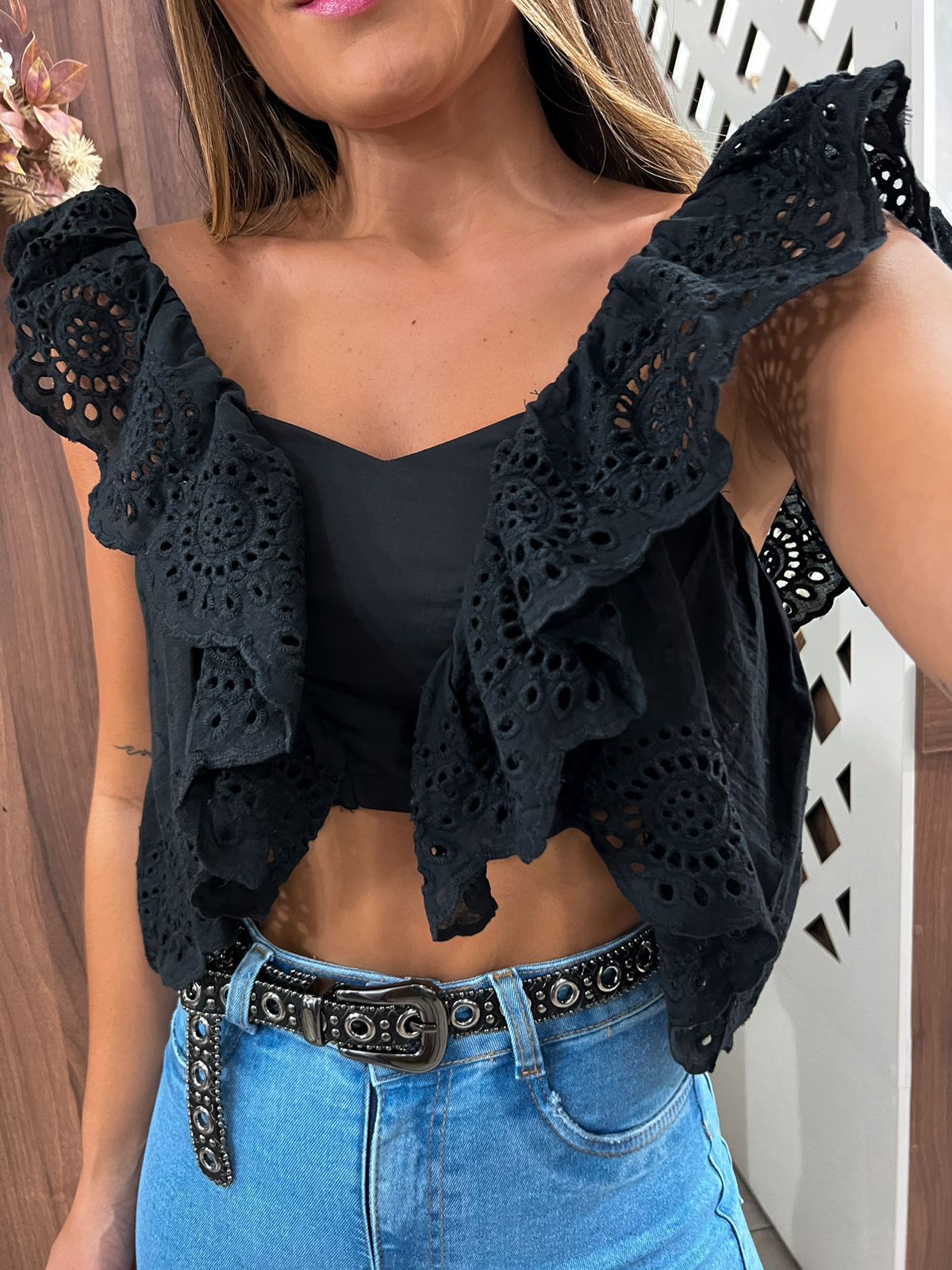 Cropped Laise Preta Flora