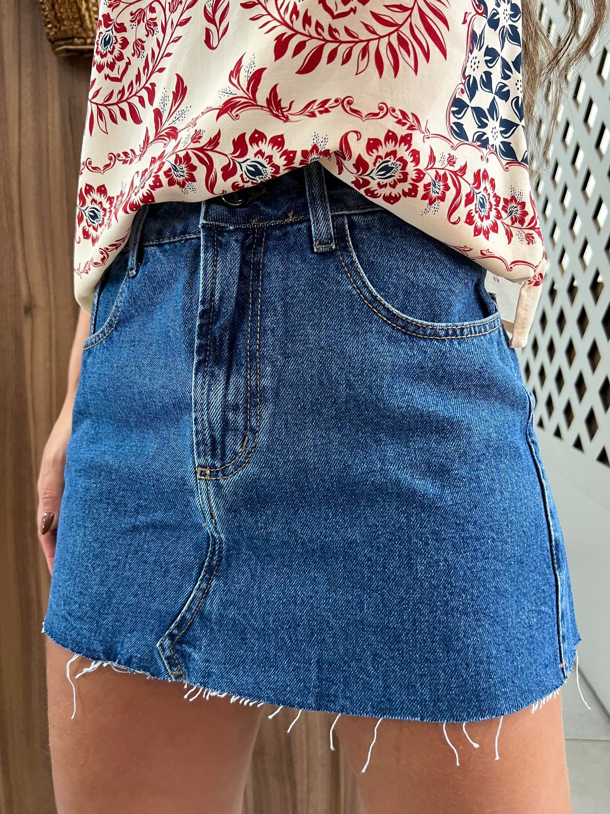 Saia Jeans Médio Curta Essentials Alcance 