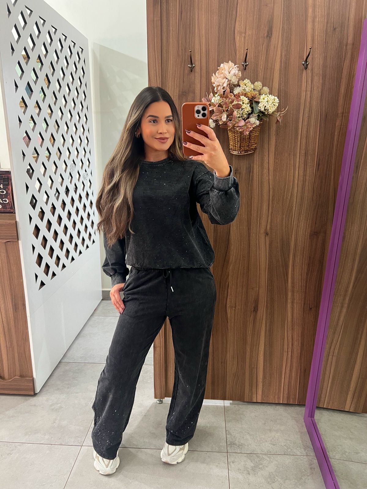 Conjunto Moletom Preto Estonado Brilhos