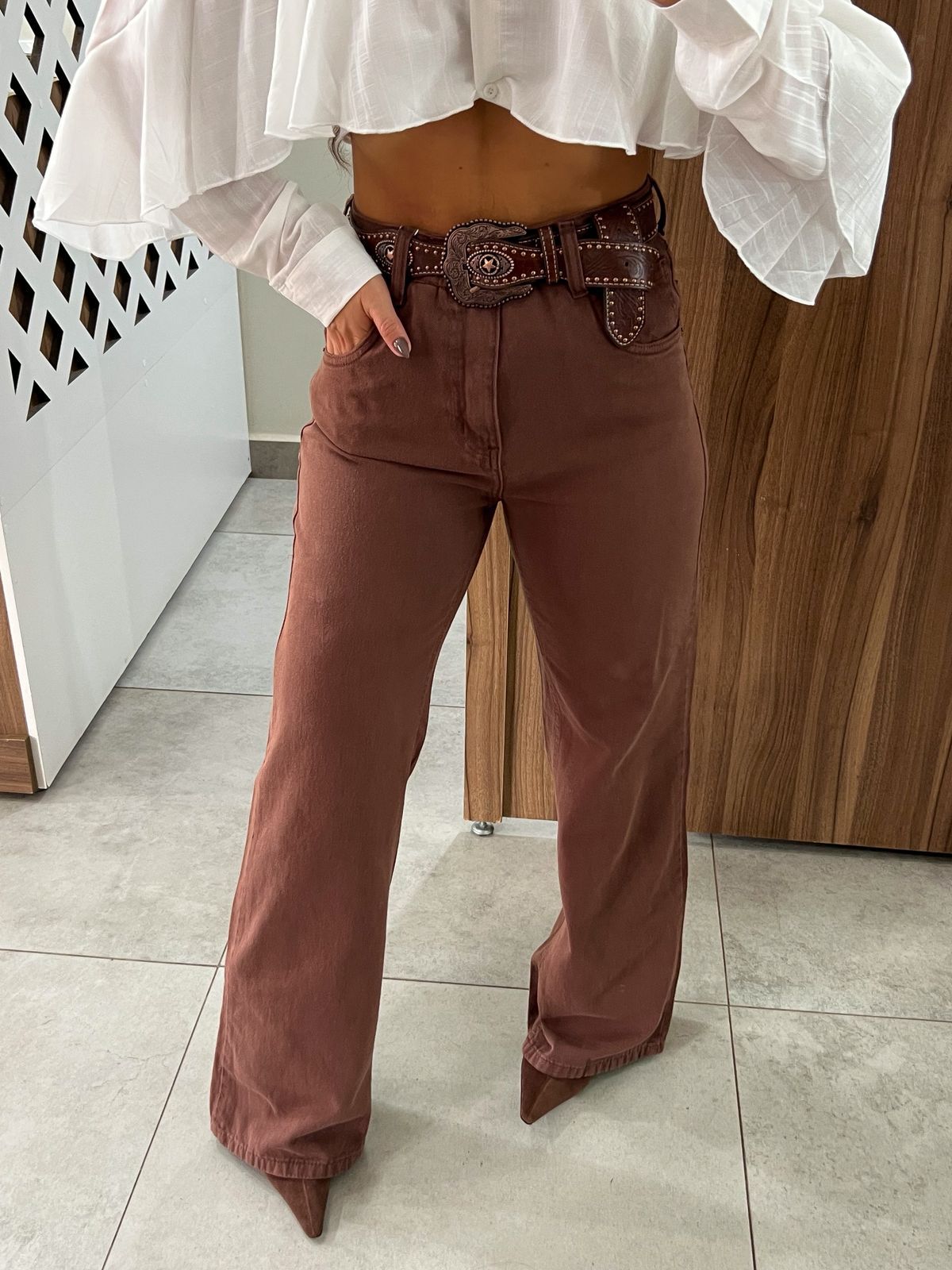 Calça Wide Leg Sarja Marrom