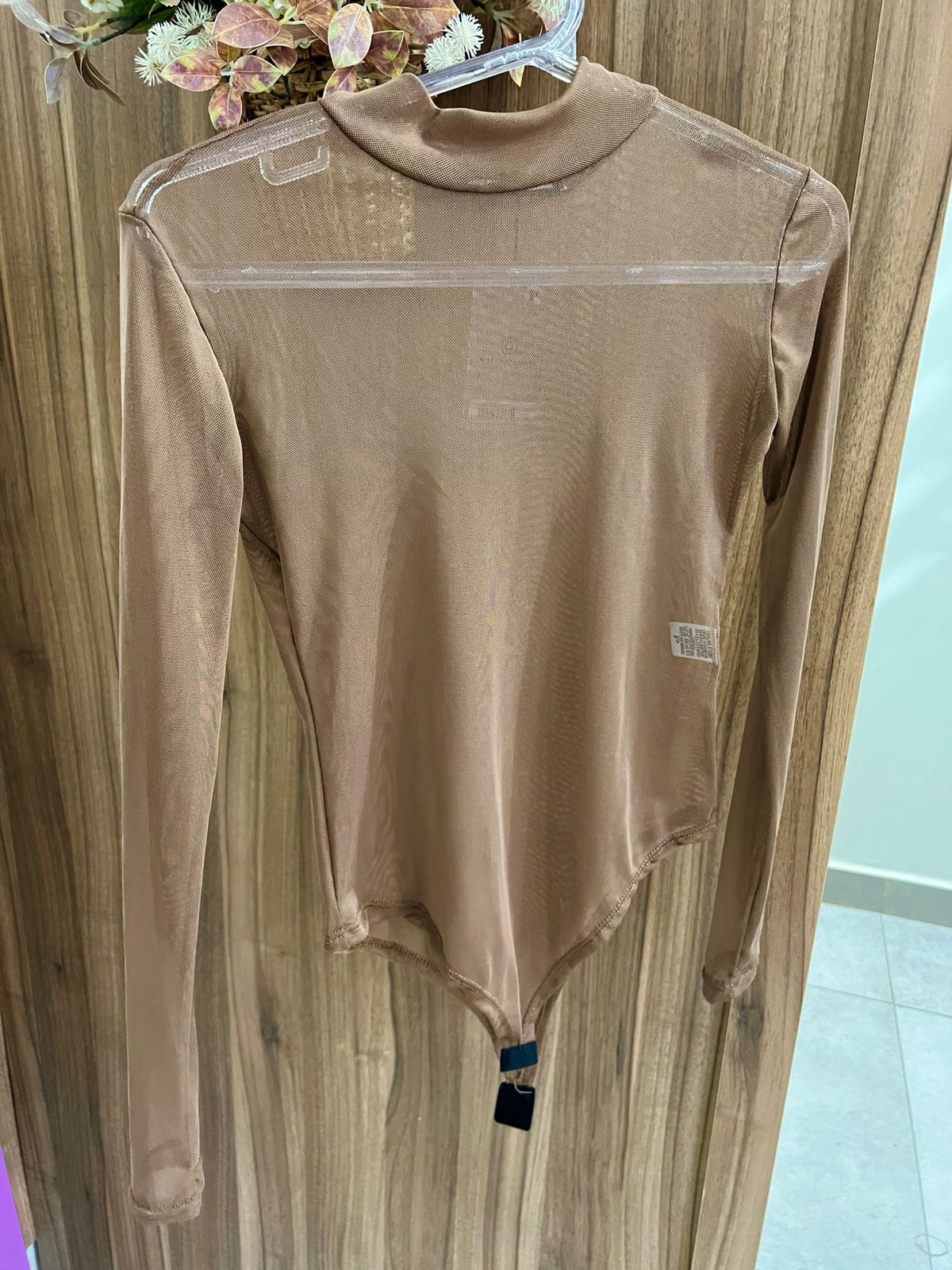Body Tule Básico Marrom