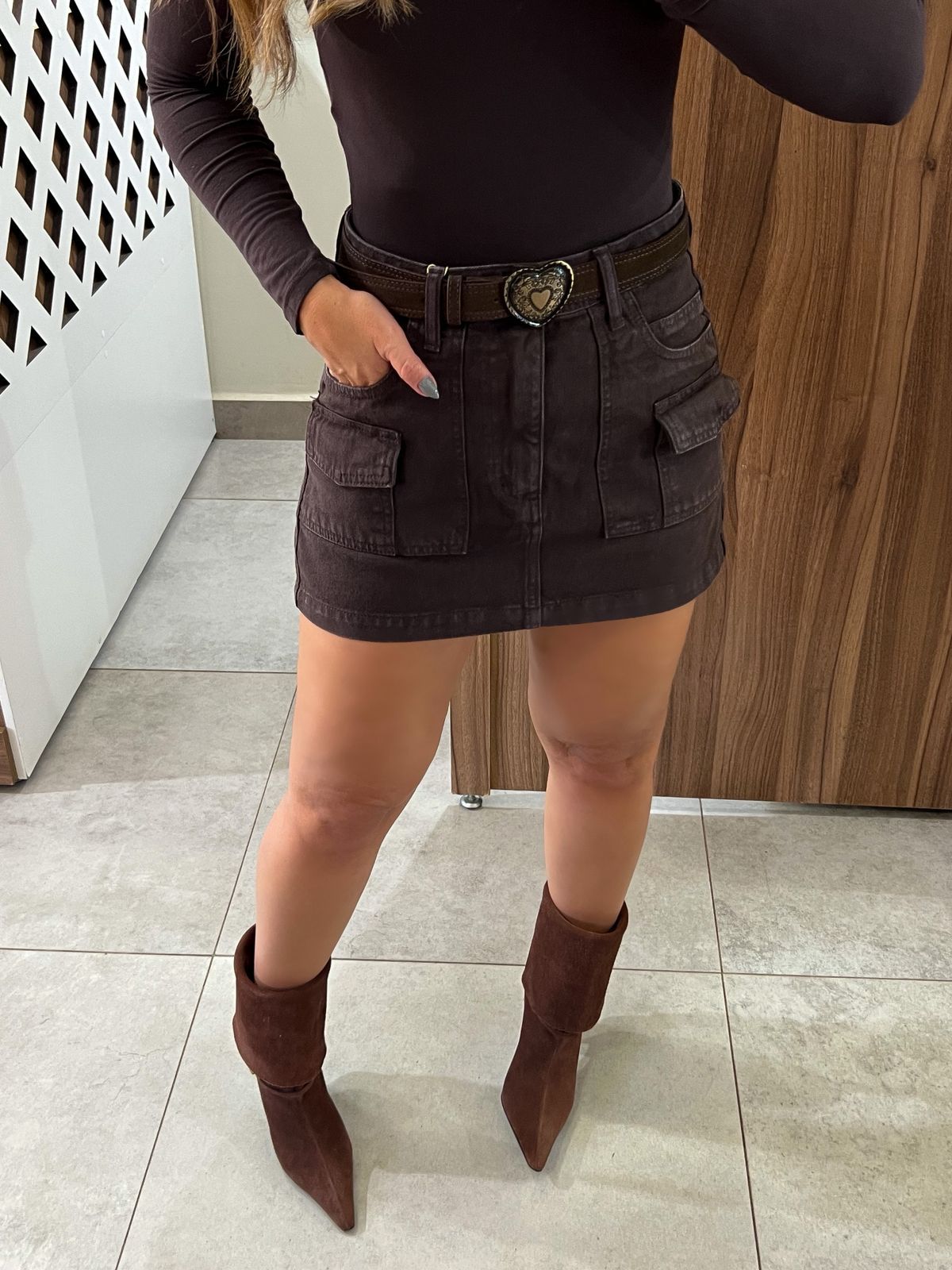 Saia Jeans Cargo Utility Marrom Alcance 