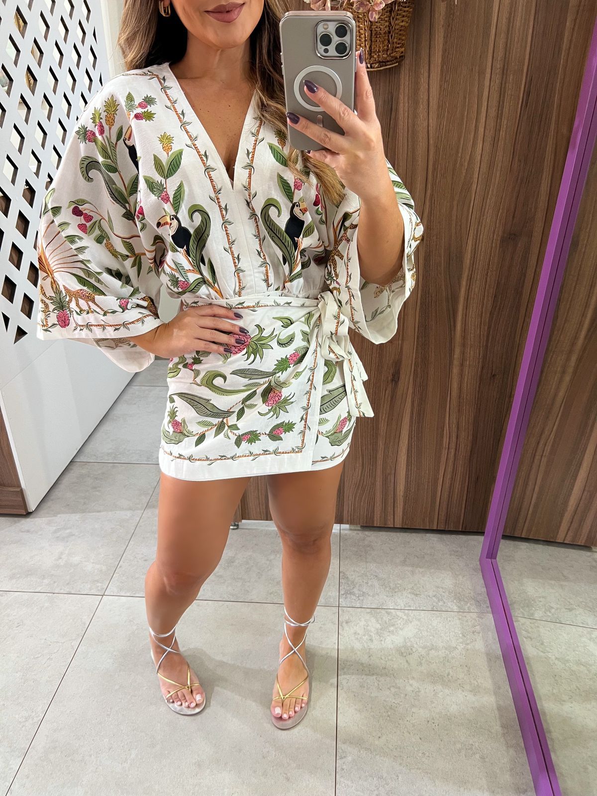 Vestido Curto Estampado Floresta Doce Farm